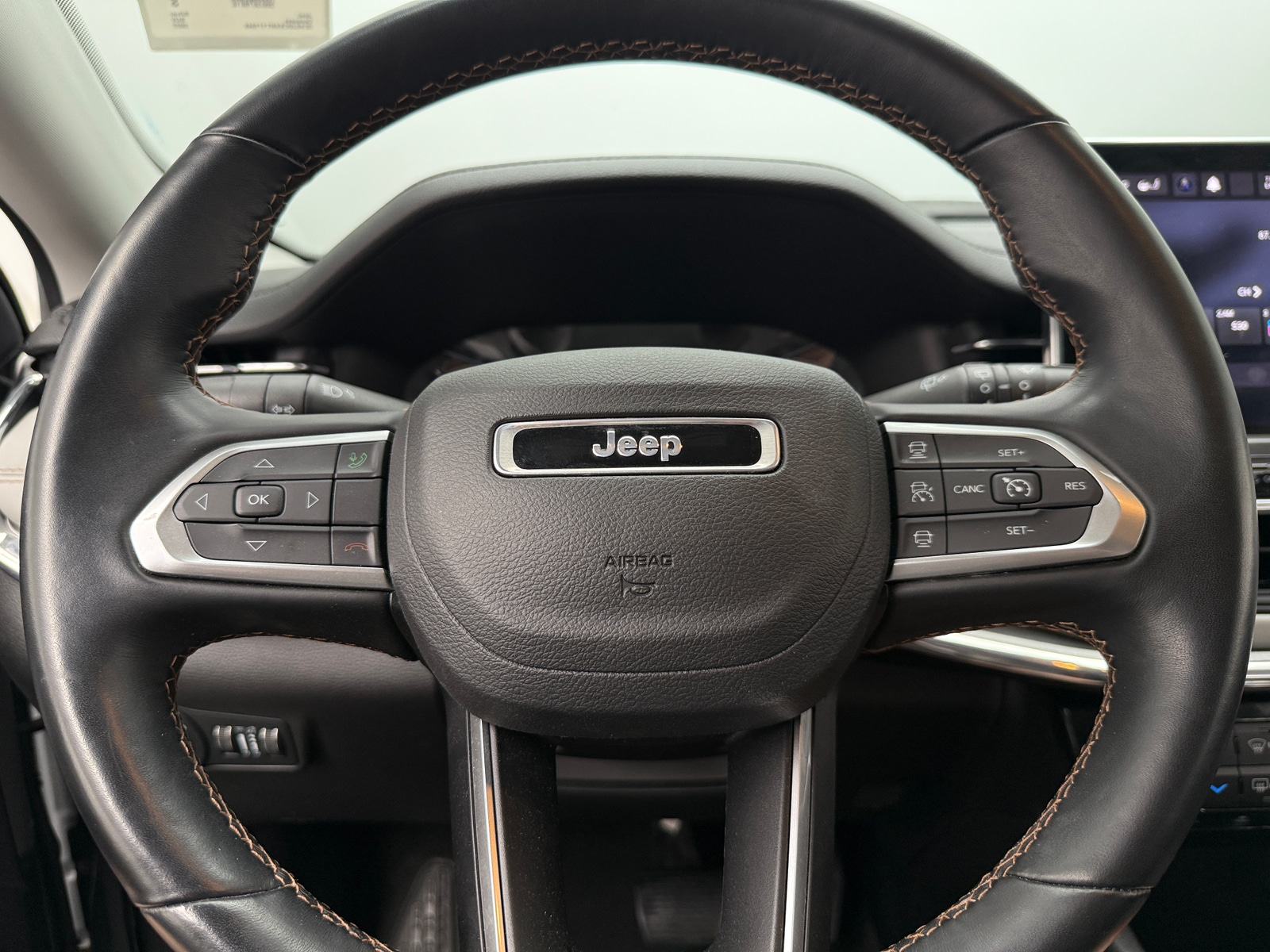 Thumbnail: 2022 Jeep Compass - 4