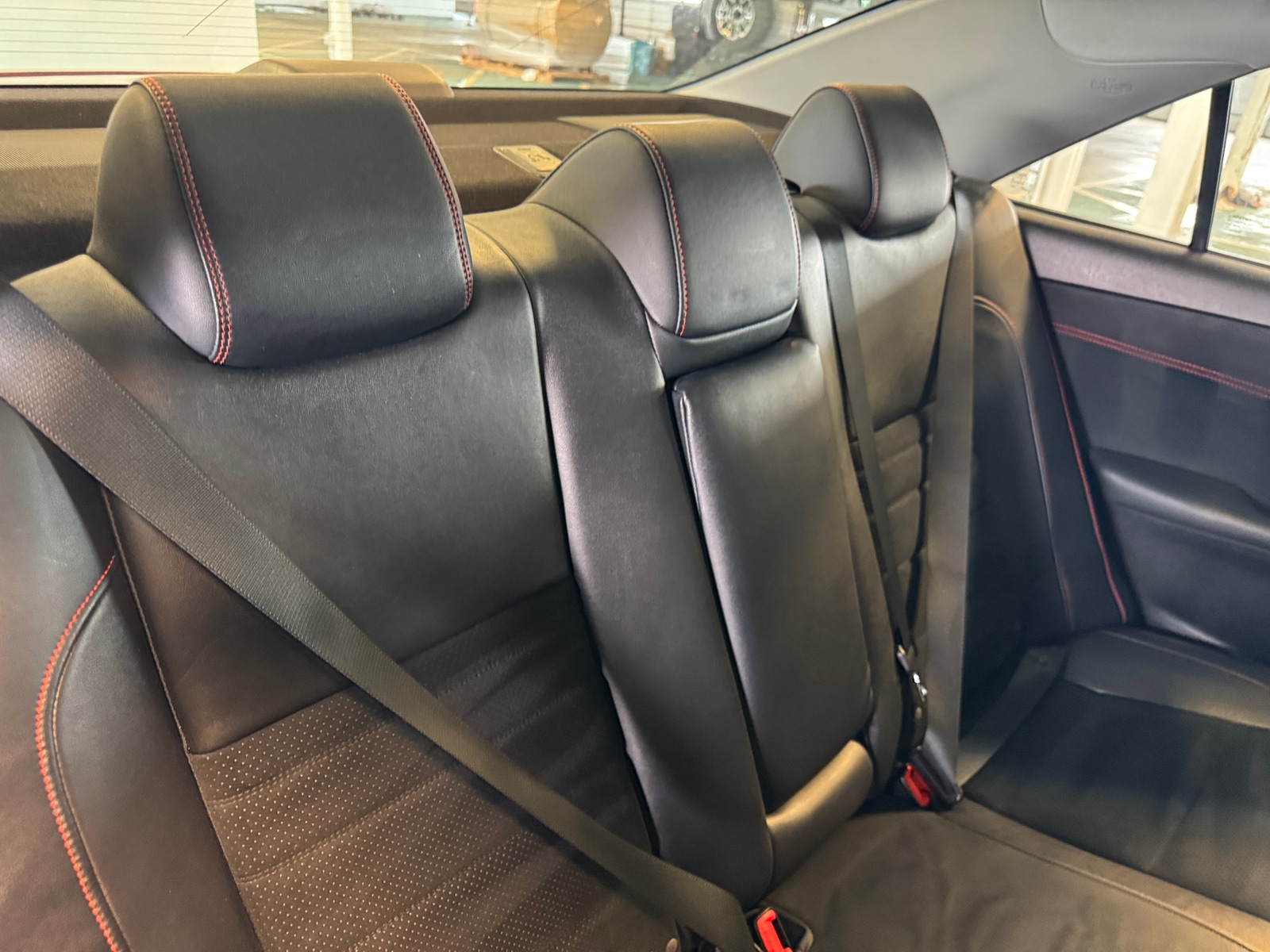 Thumbnail: 2015 Toyota Camry - 6