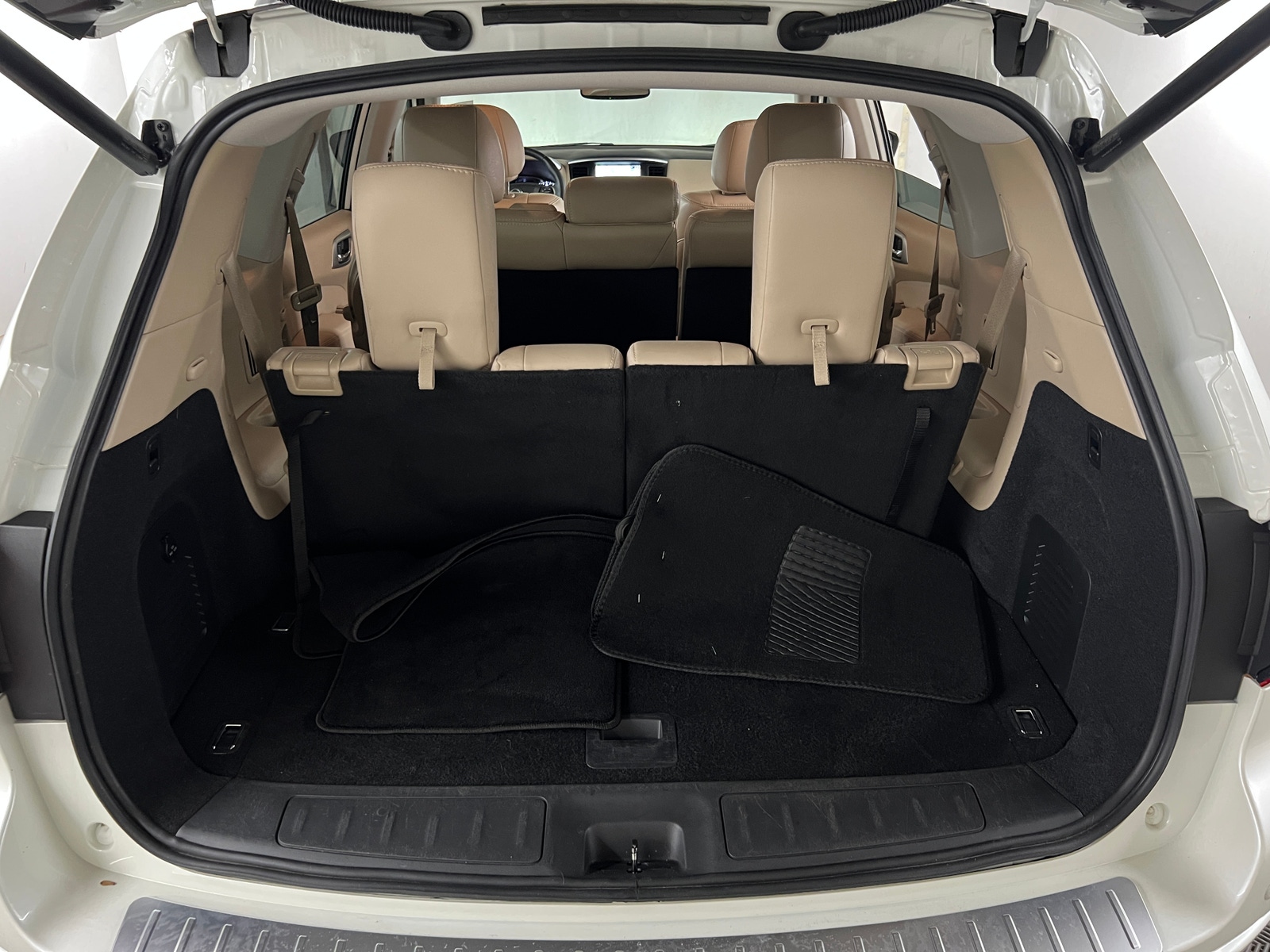 Thumbnail: 2020 Nissan Pathfinder - 6