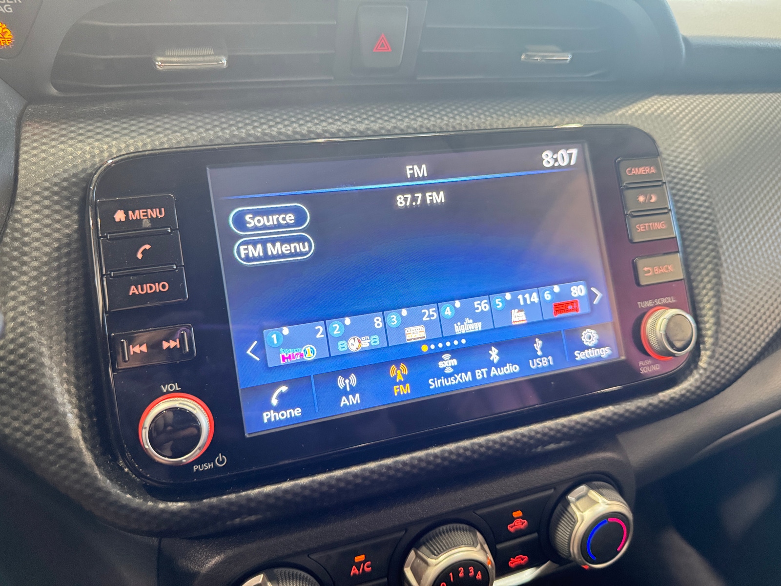 Thumbnail: 2023 Nissan Kicks - 4