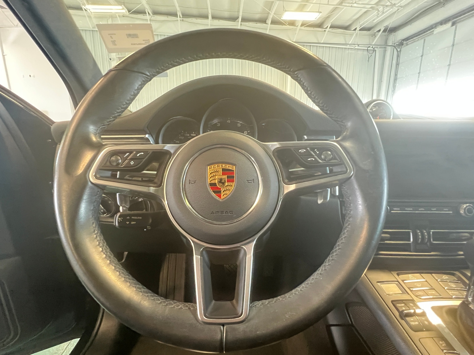 Thumbnail: 2021 Porsche Macan - 4