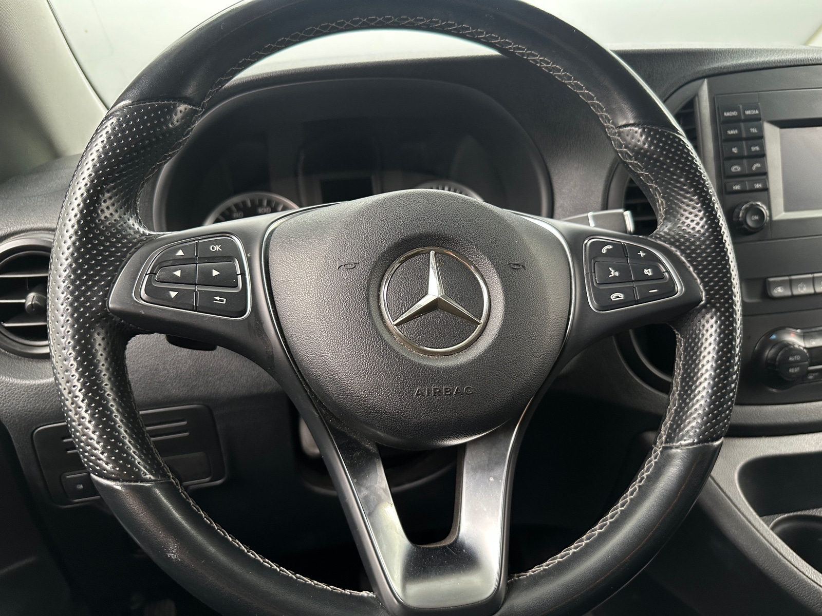 Thumbnail: 2018 Mercedes-Benz Metris - 5