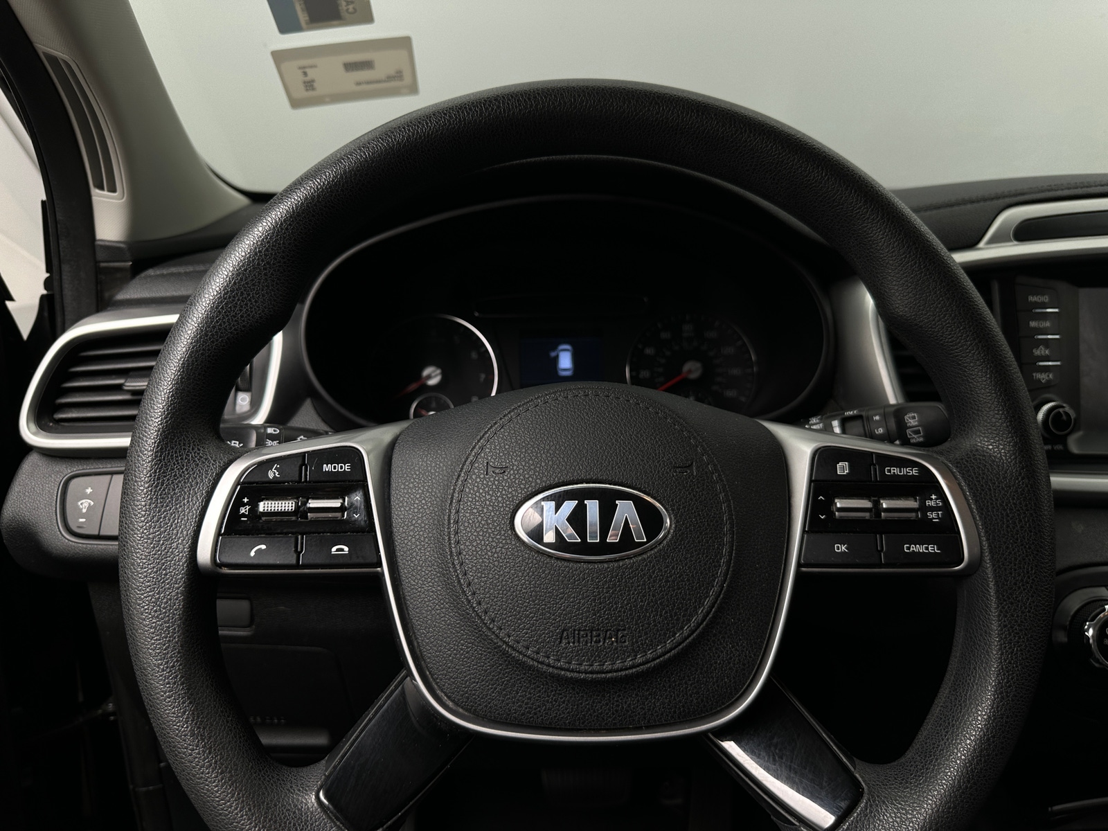 Thumbnail: 2019 Kia Sorento - 5