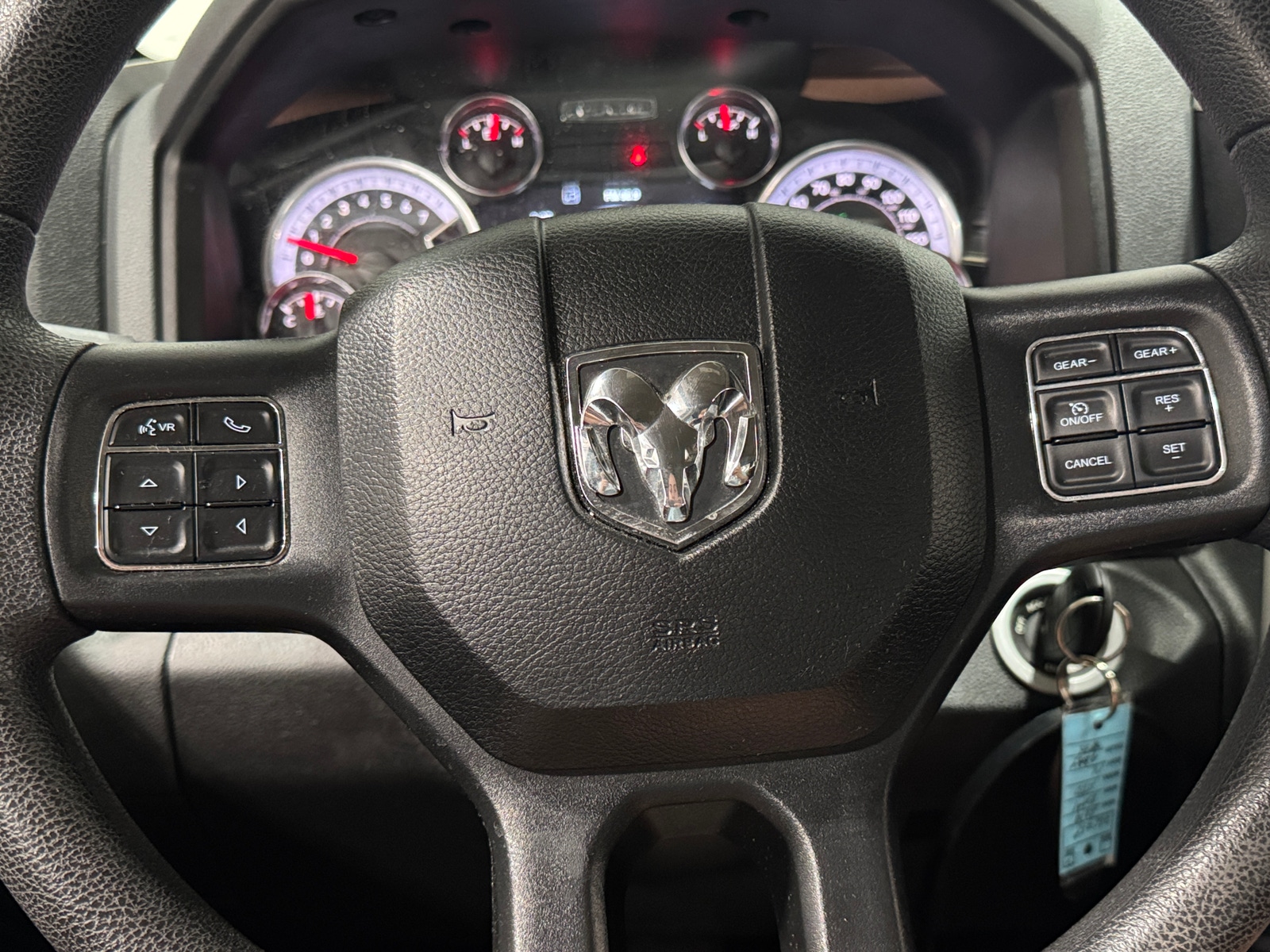 Thumbnail: 2019 RAM 1500 Classic - 5