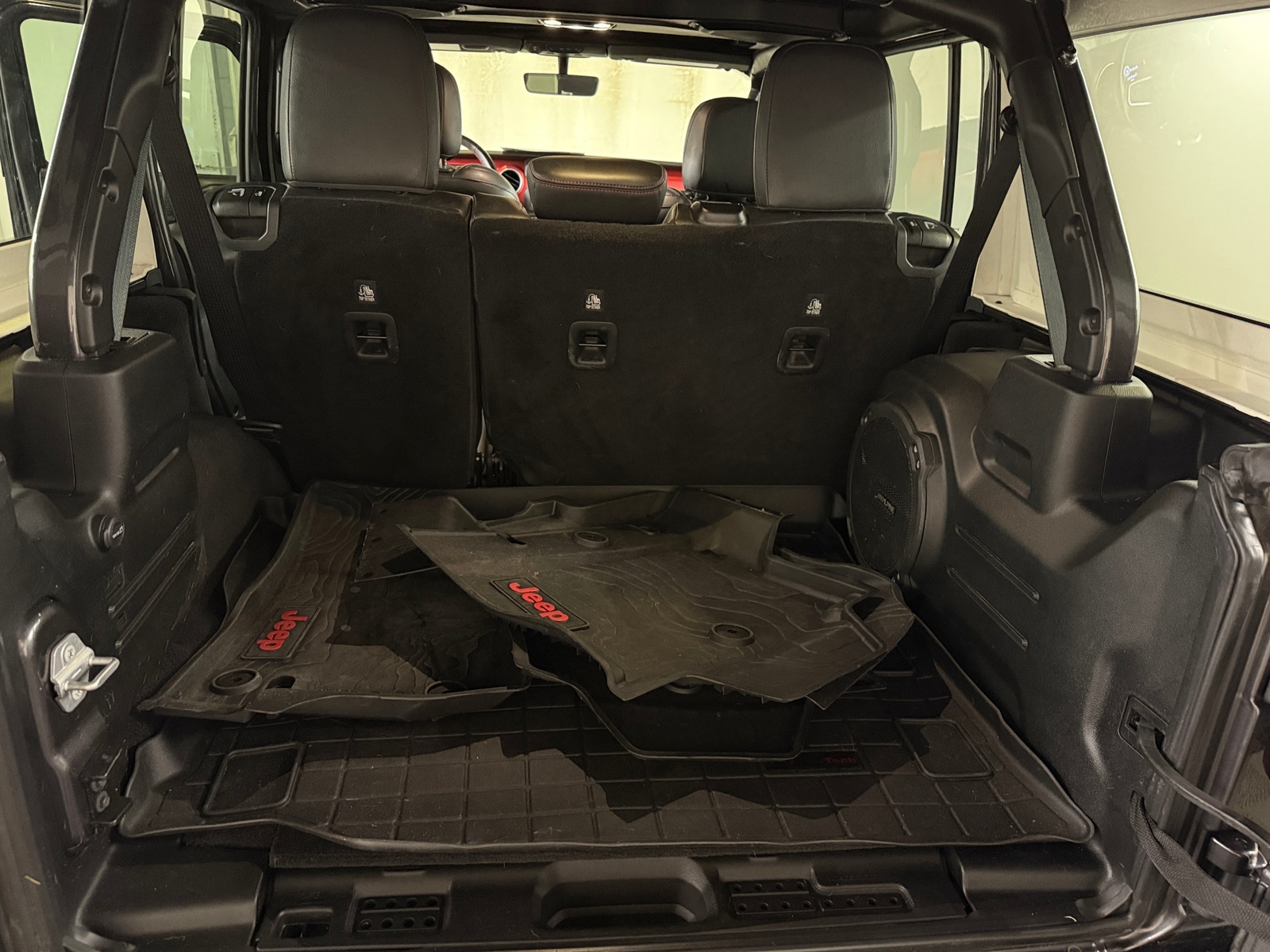 Thumbnail: 2021 Jeep Wrangler - 7