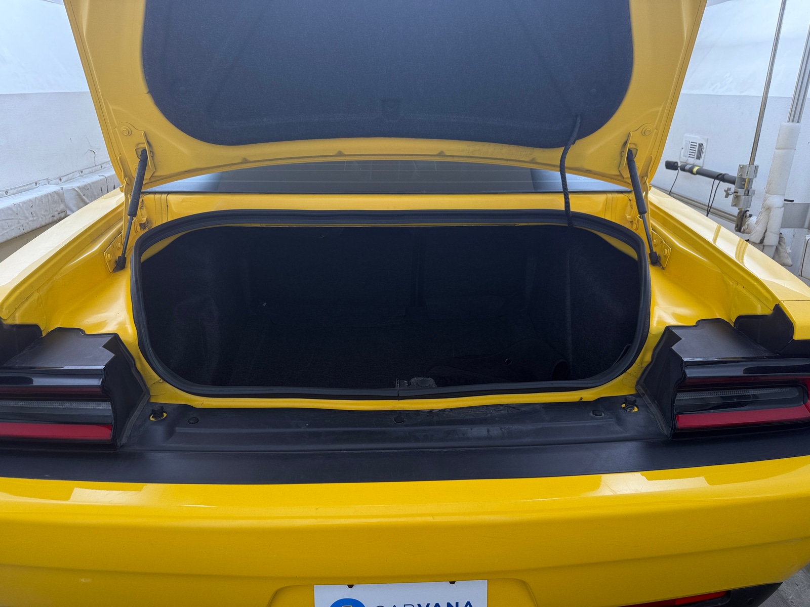Thumbnail: 2017 Dodge Challenger - 4