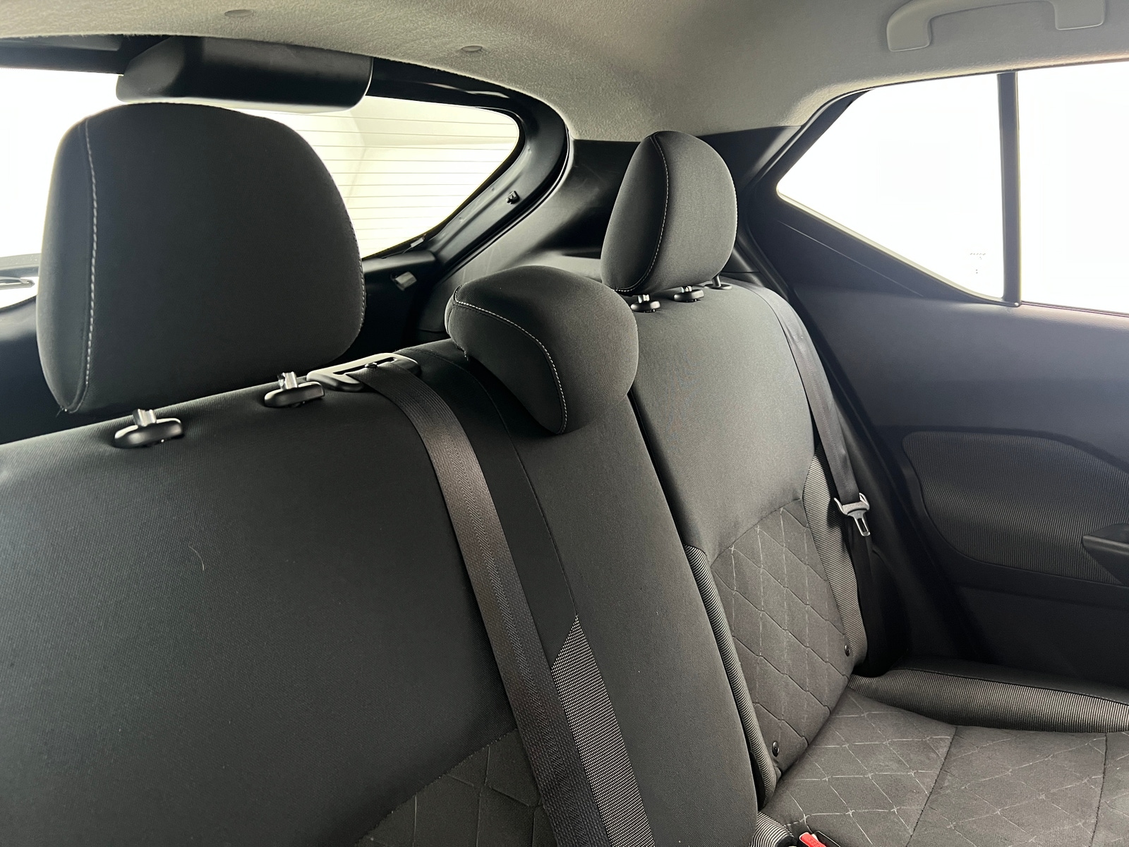 Thumbnail: 2019 Nissan Kicks - 6
