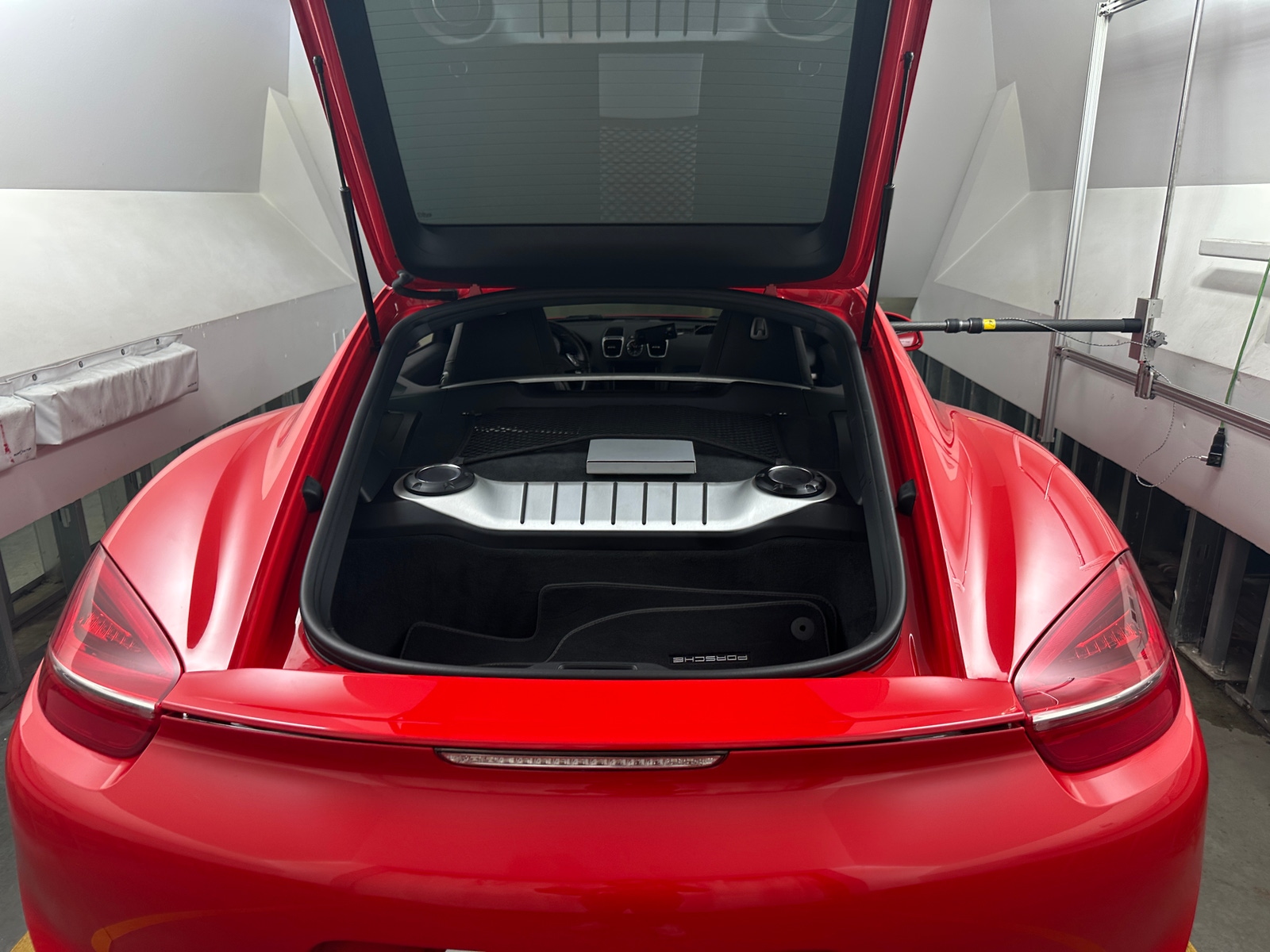 Thumbnail: 2014 Porsche Cayman - 3