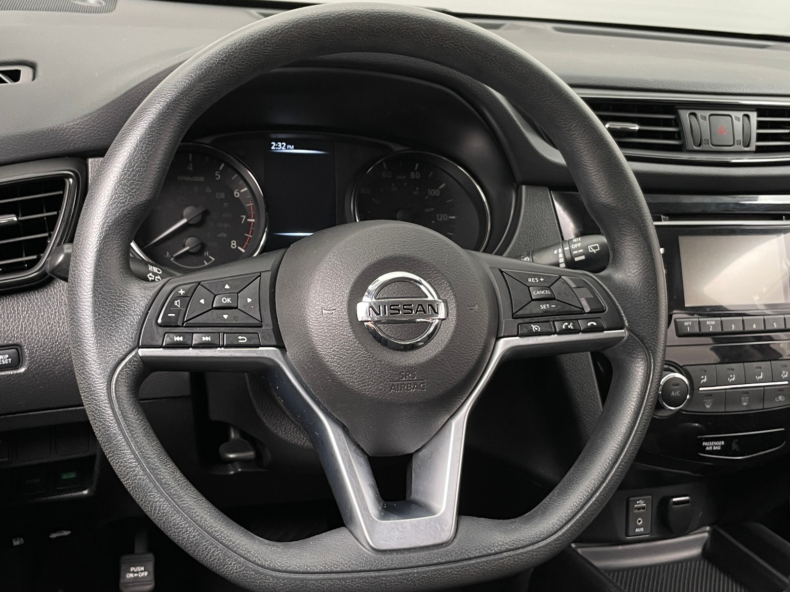 Thumbnail: 2017 Nissan Rogue - 5