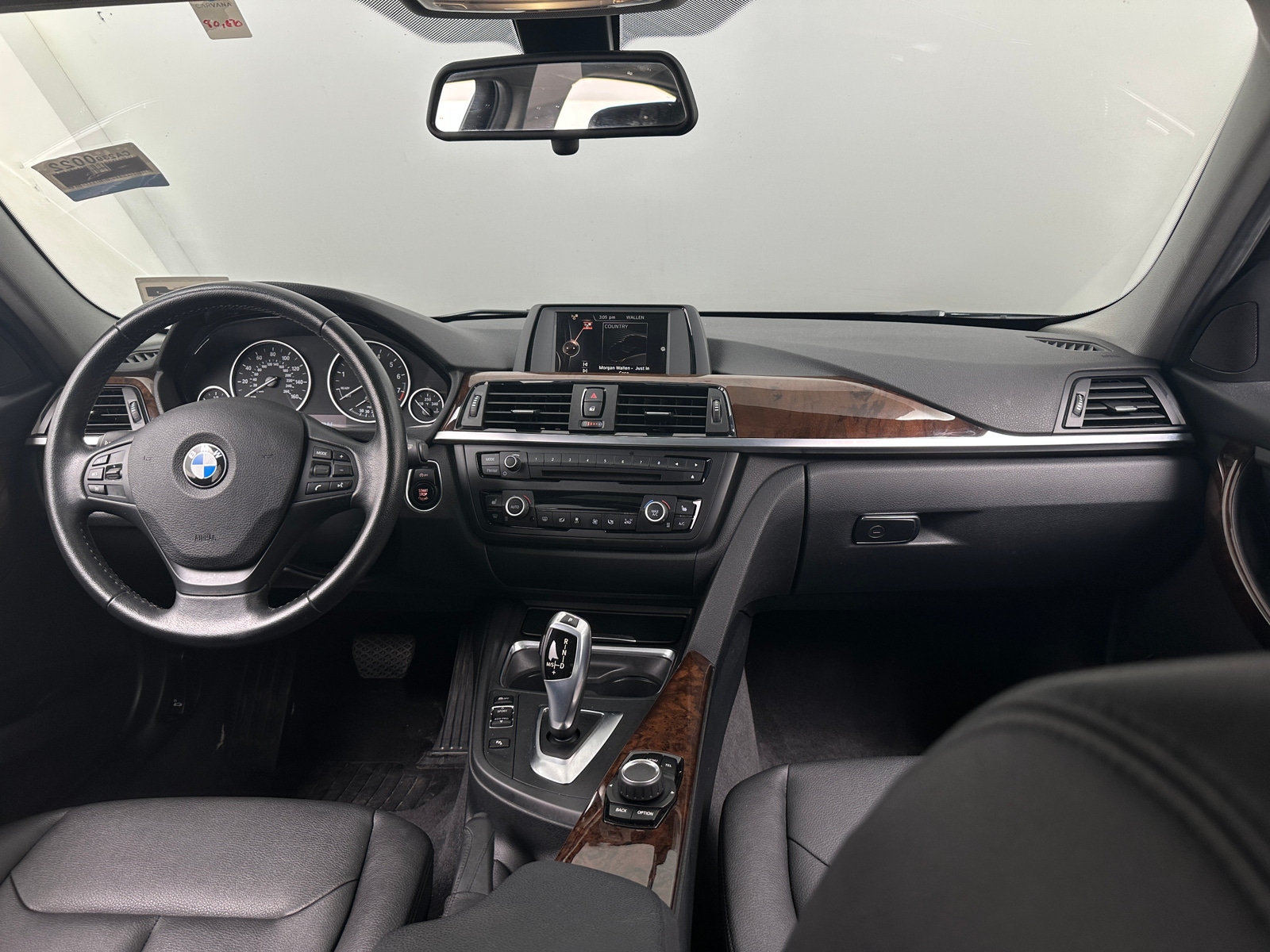 Thumbnail: 2015 BMW 3 Series - 2