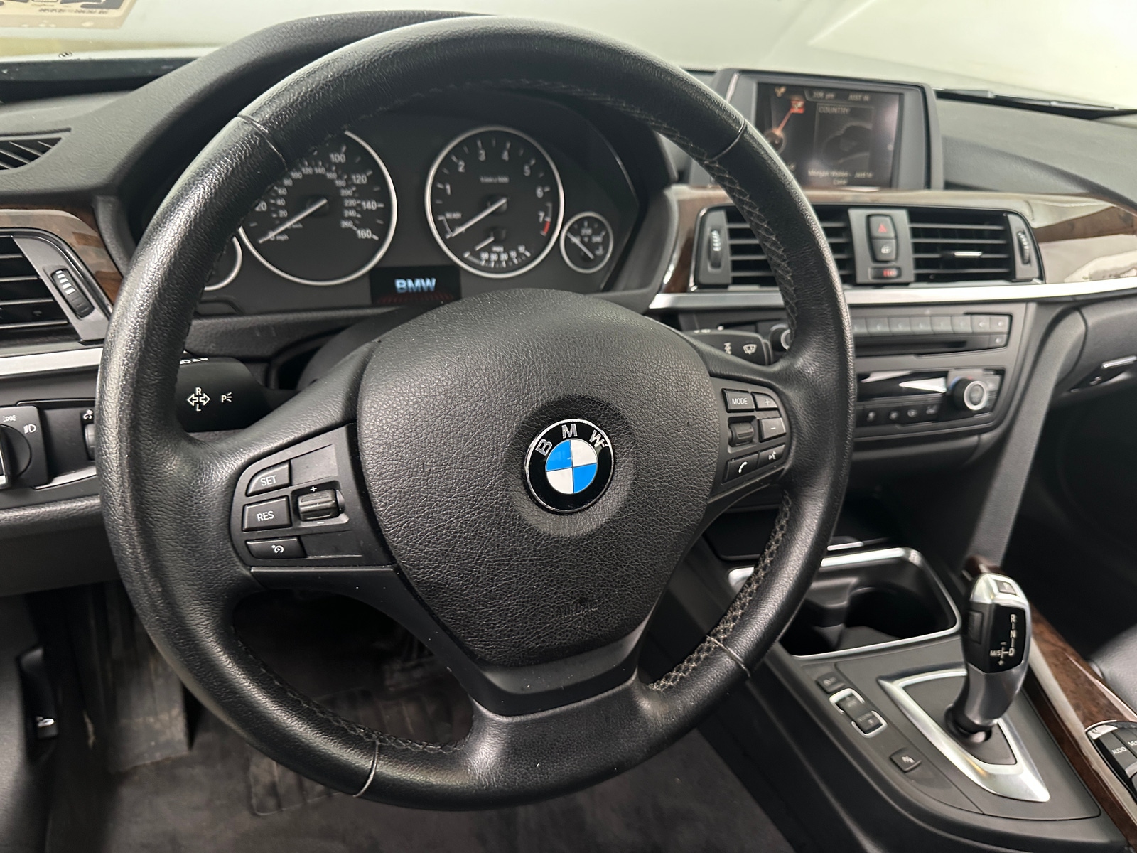 Thumbnail: 2015 BMW 3 Series - 4