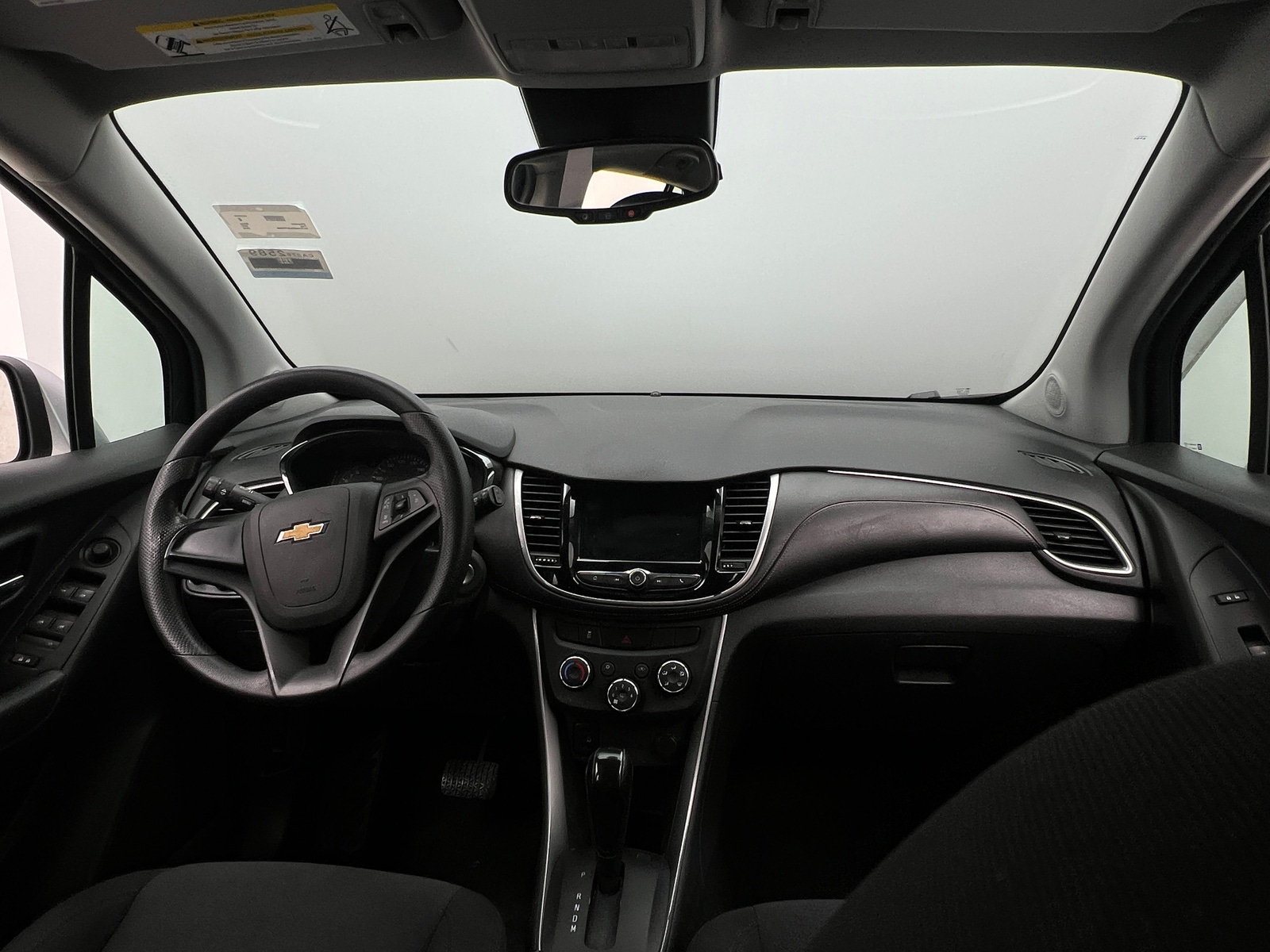 Thumbnail: 2018 Chevrolet Trax - 3
