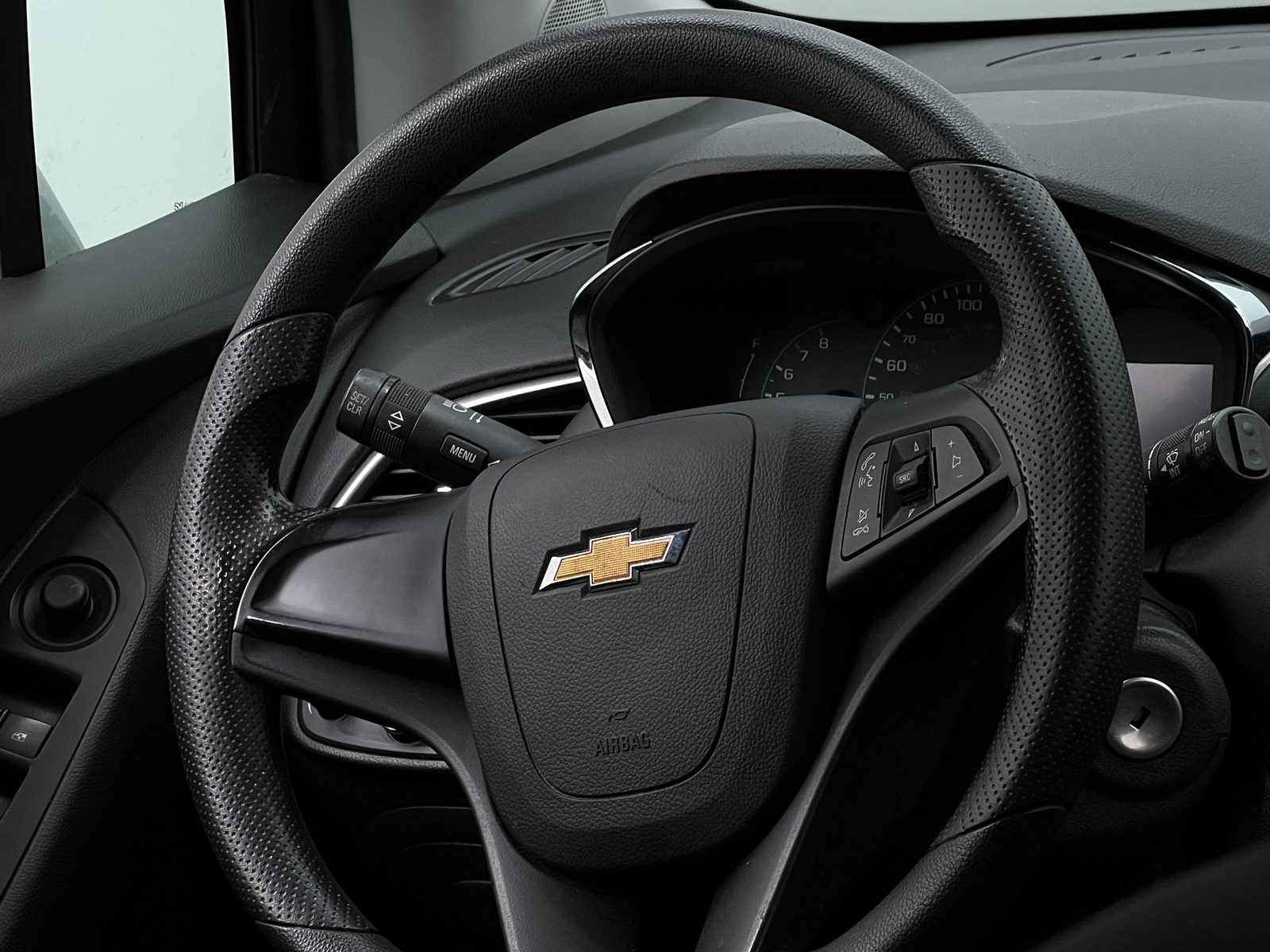 Thumbnail: 2018 Chevrolet Trax - 5