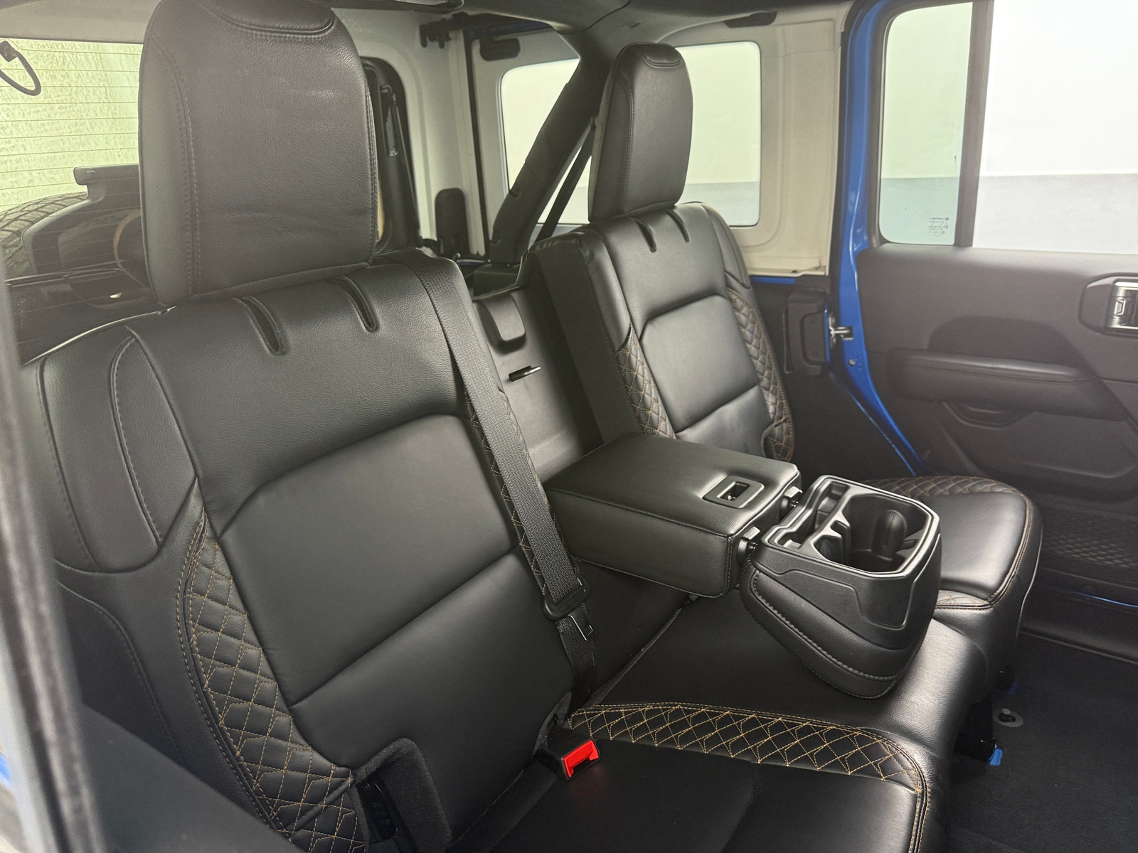 Thumbnail: 2022 Jeep Wrangler - 5