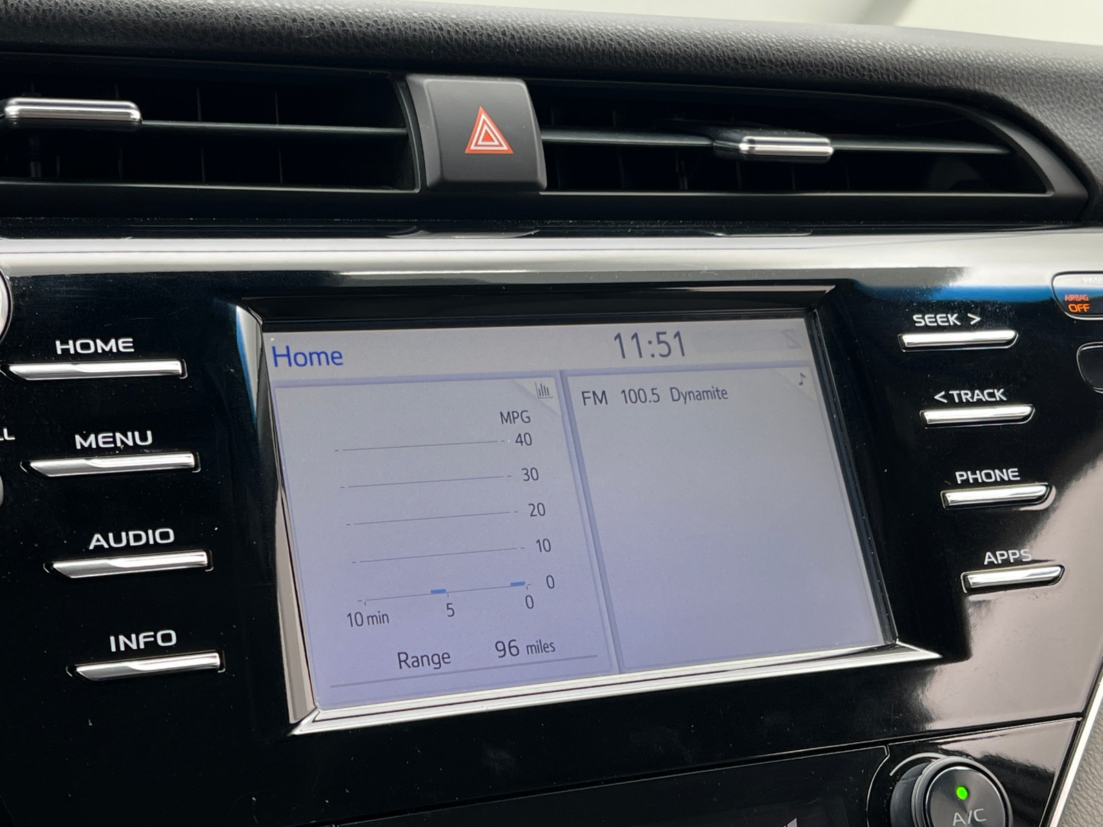 Thumbnail: 2018 Toyota Camry - 4