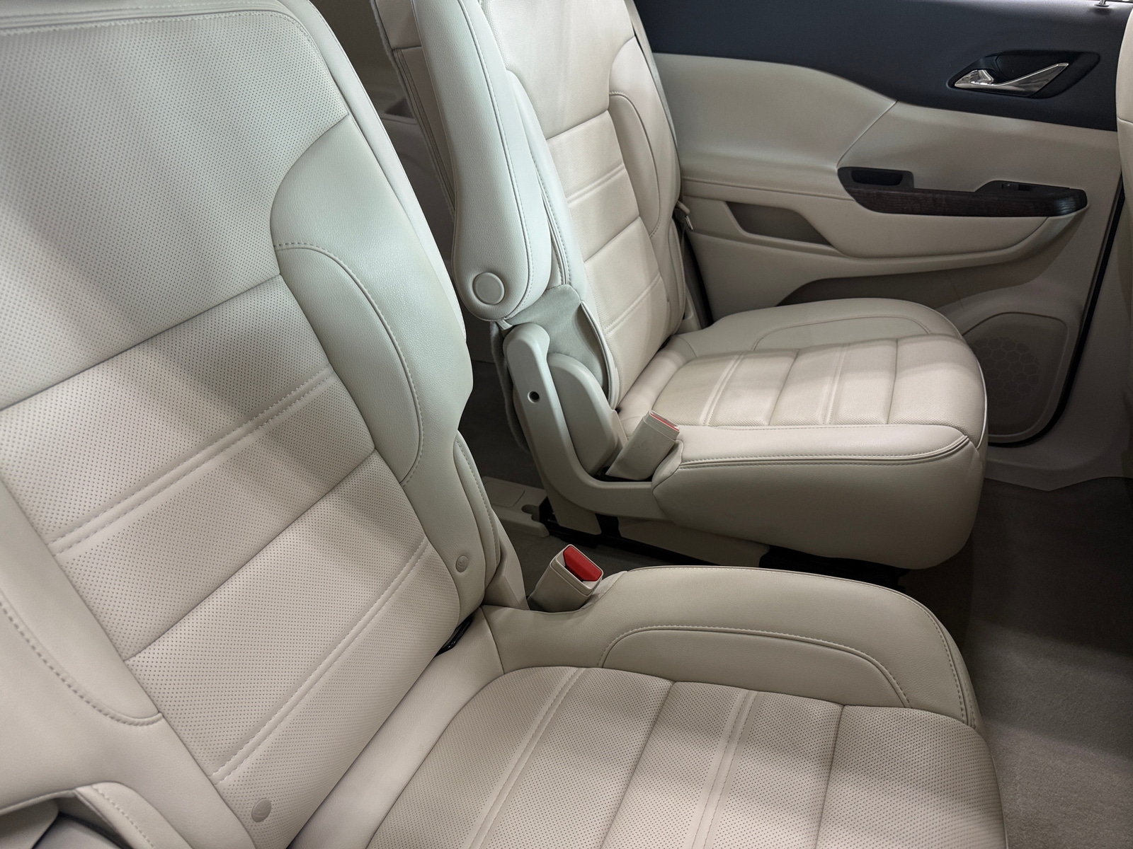 Thumbnail: 2021 GMC Acadia - 5