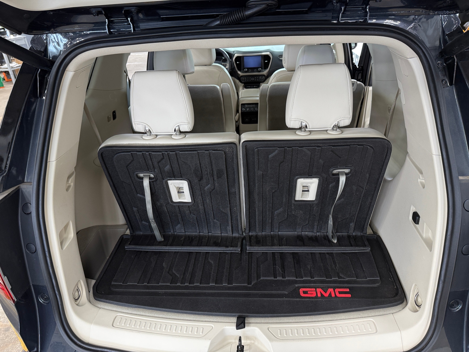 Thumbnail: 2021 GMC Acadia - 6