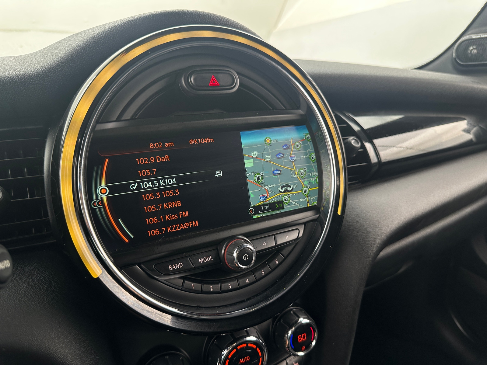 Thumbnail: 2017 MINI Cooper Hardtop - 3