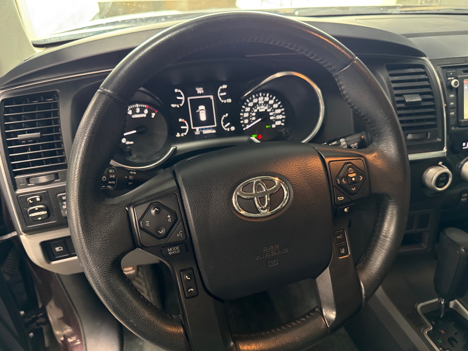 Thumbnail: 2018 Toyota Sequoia - 5