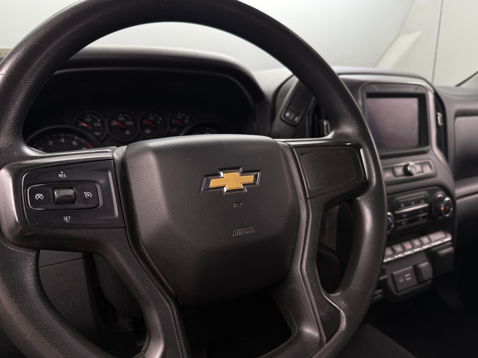 Thumbnail: 2021 Chevrolet Silverado 1500 - 5