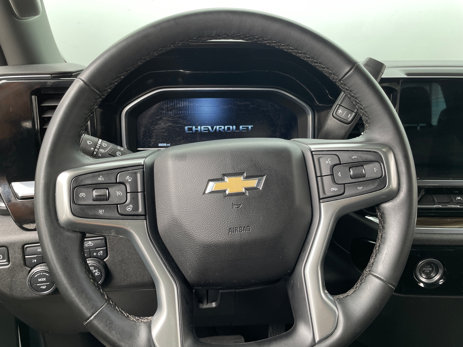 Thumbnail: 2024 Chevrolet Silverado 1500 - 5