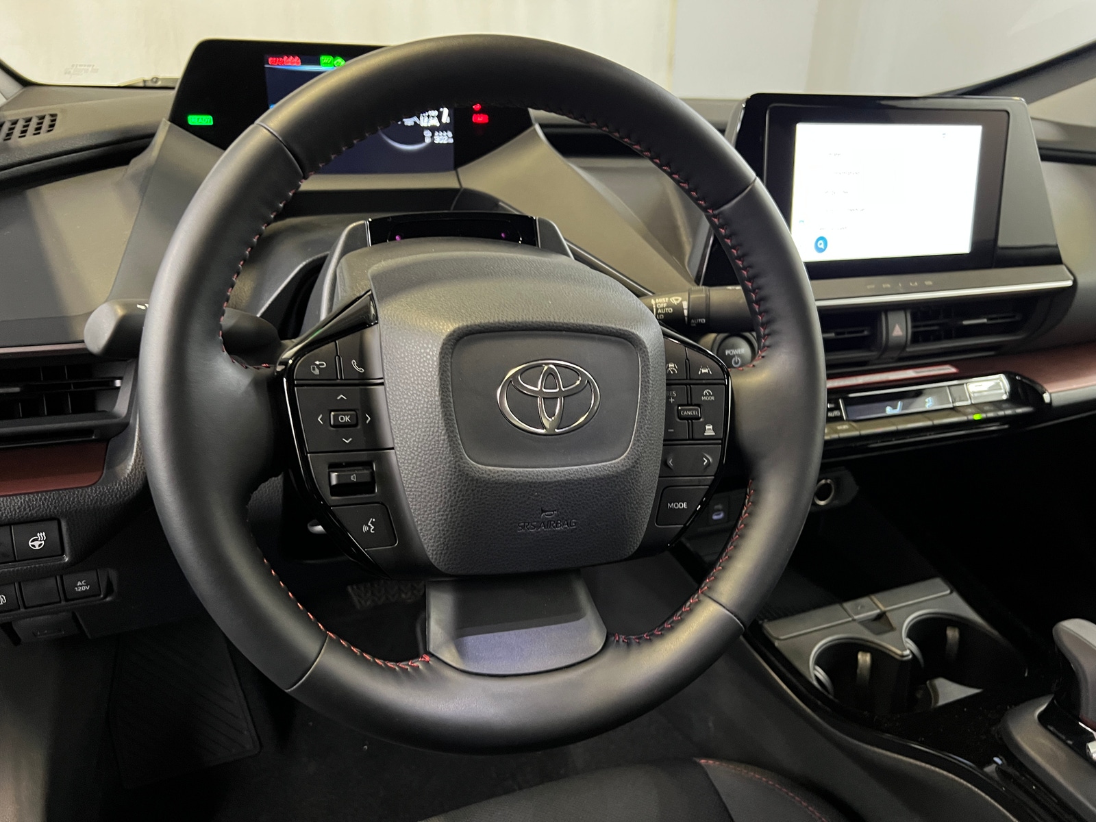 Thumbnail: 2024 Toyota Prius Prime - 5