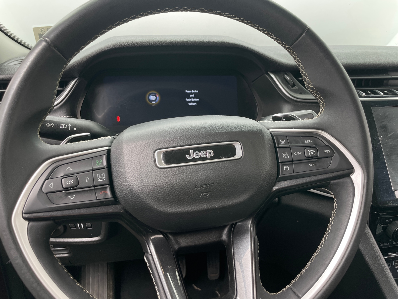 Thumbnail: 2023 Jeep Grand Cherokee L - 5