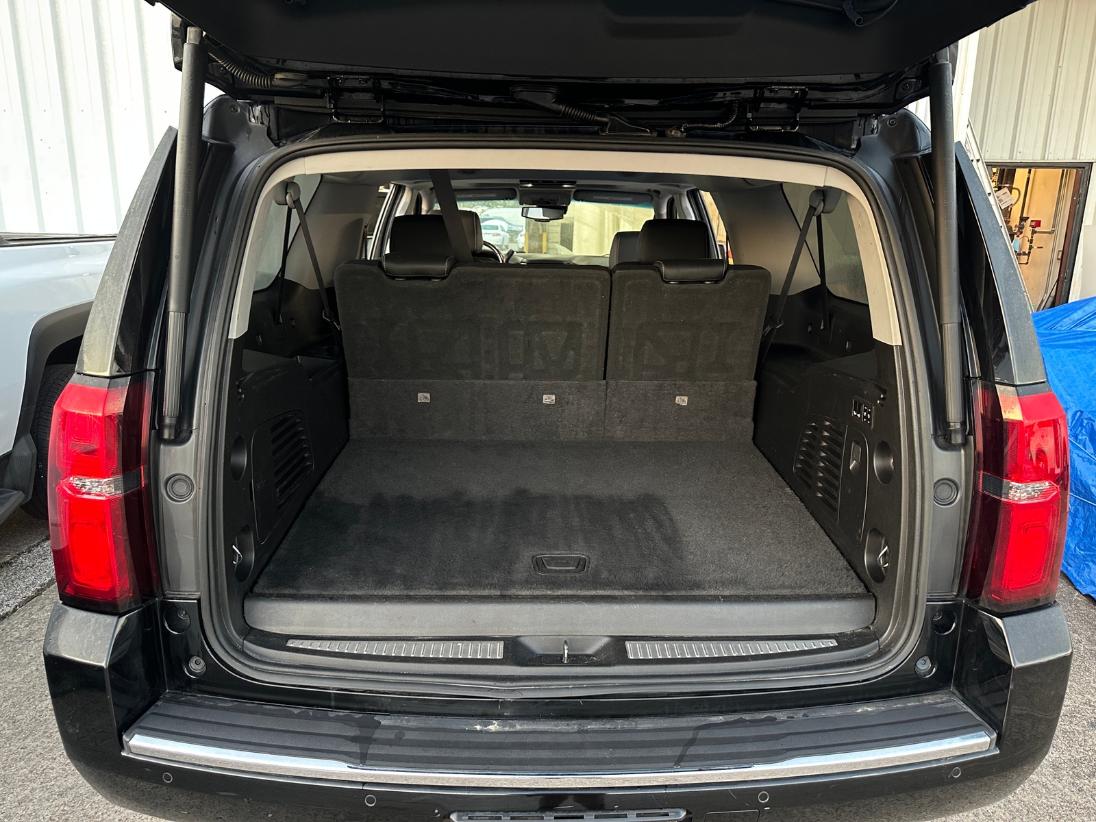 Thumbnail: 2019 Chevrolet Suburban - 6