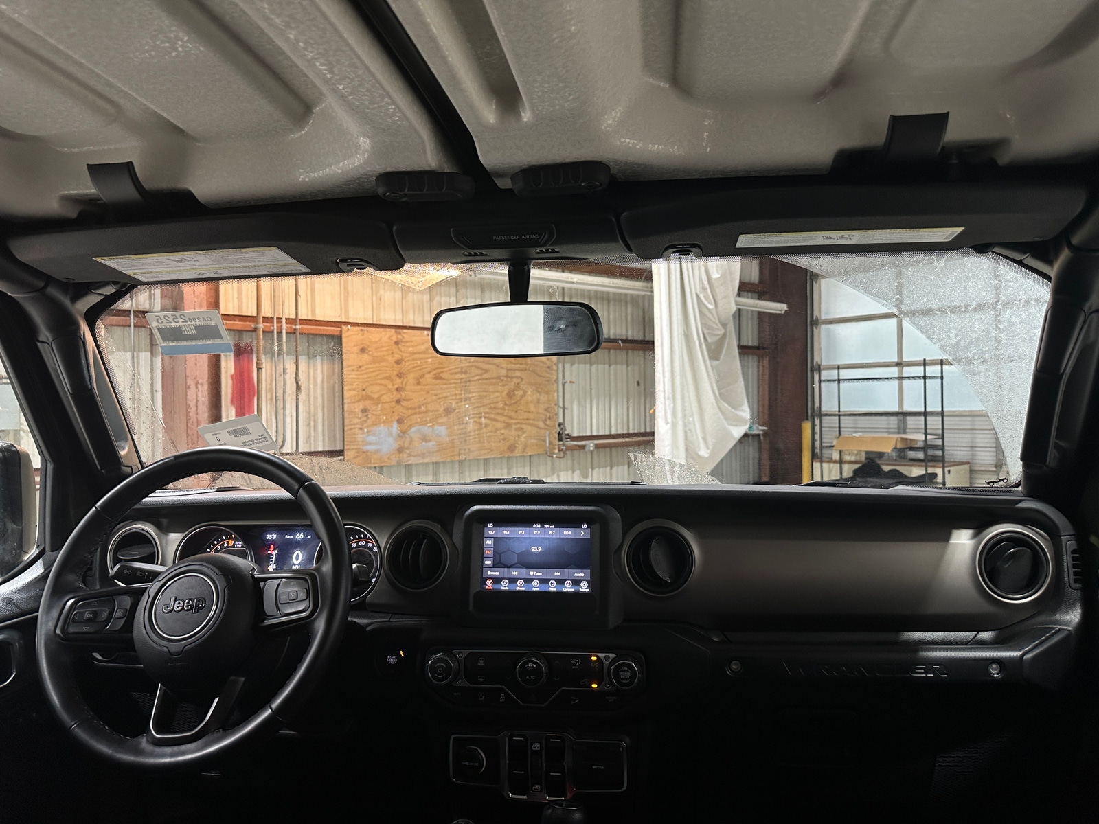 Thumbnail: 2020 Jeep Wrangler - 3