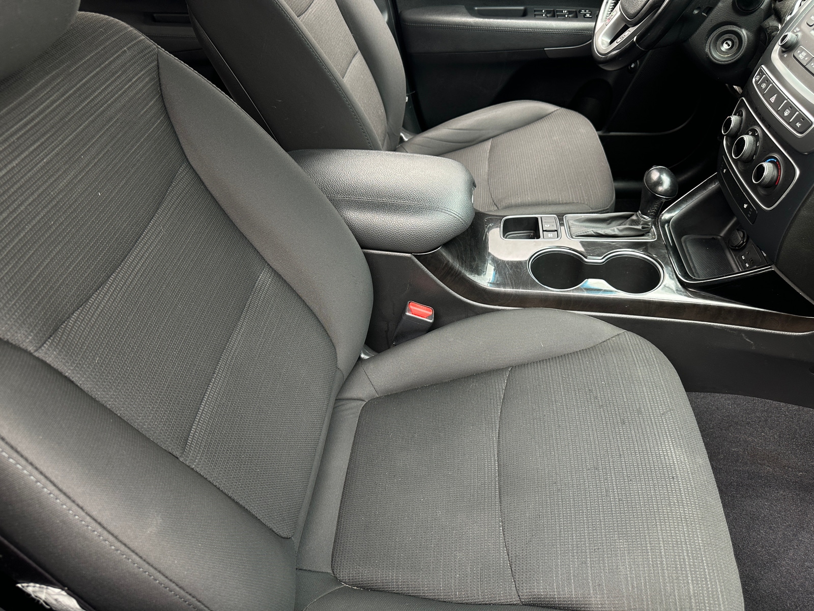 Thumbnail: 2015 Kia Sorento - 2