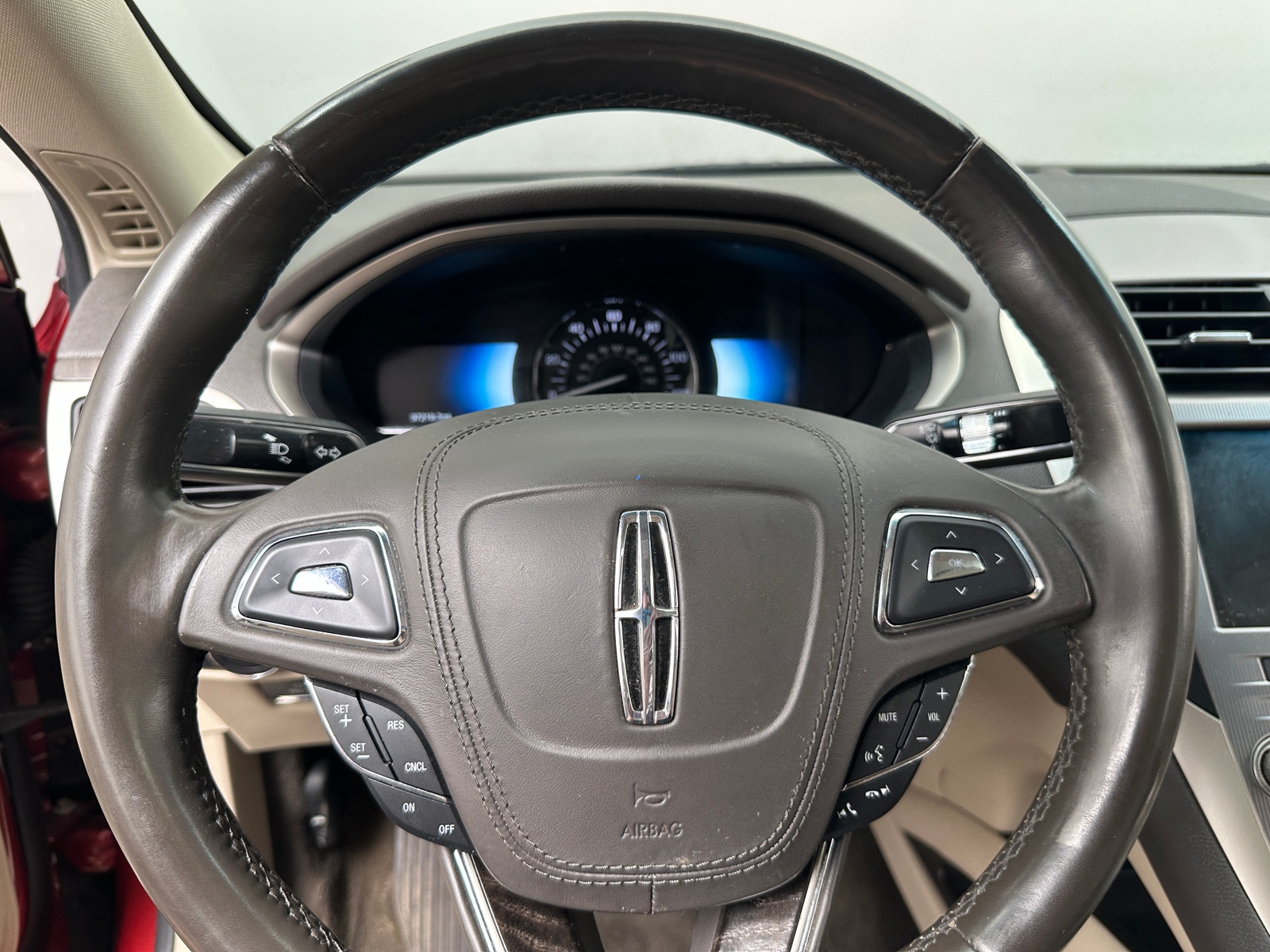 Thumbnail: 2018 Lincoln MKZ - 4