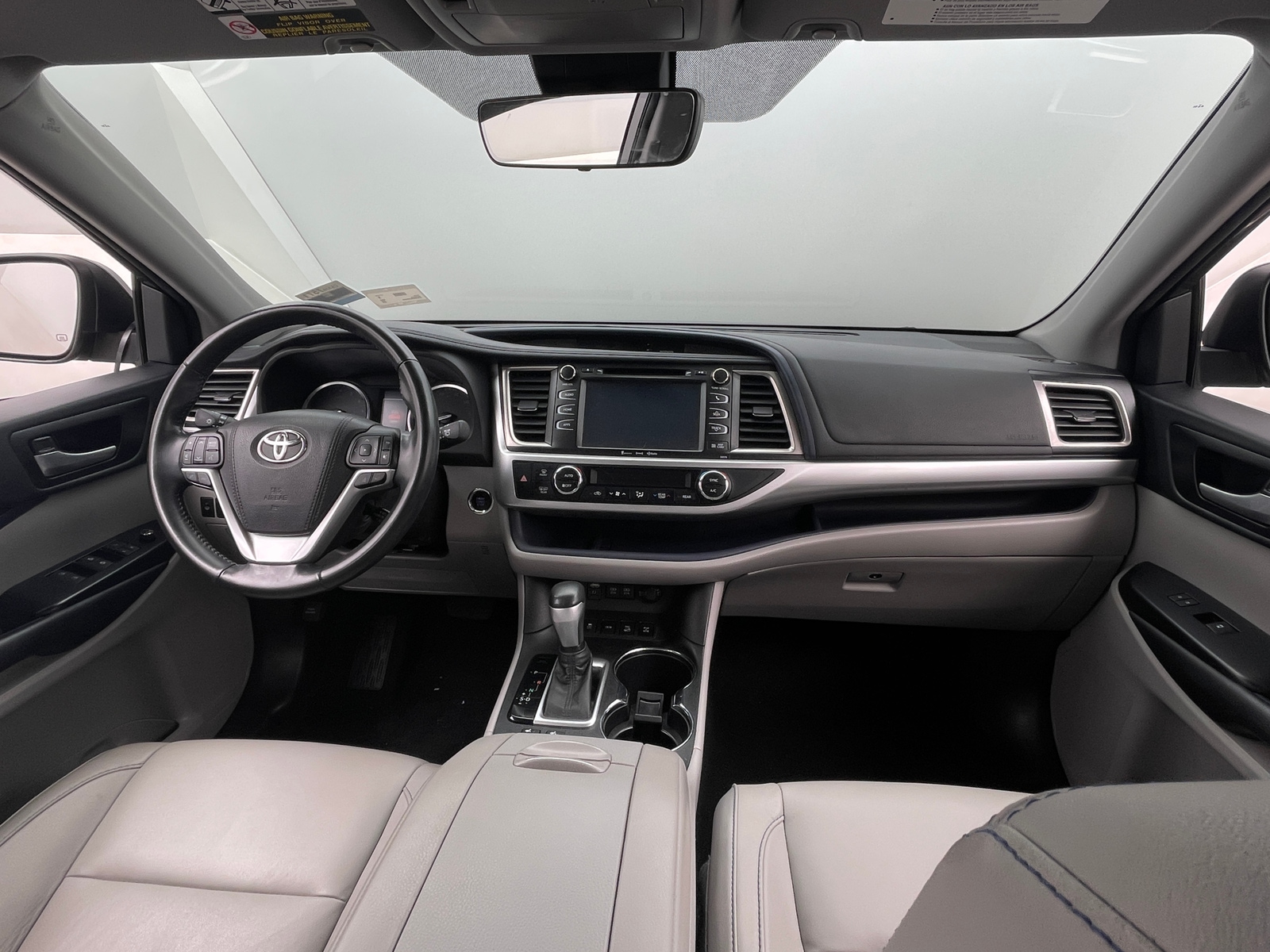 Thumbnail: 2018 Toyota Highlander - 2
