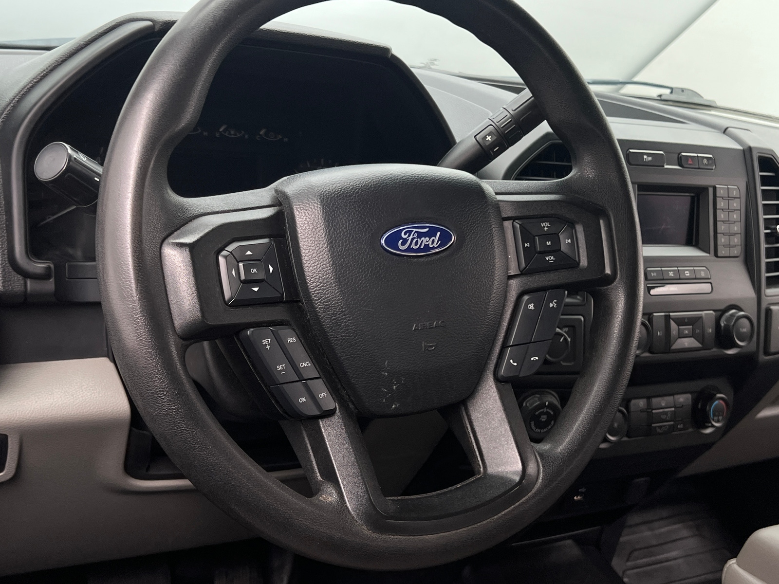Thumbnail: 2019 Ford Econoline - 4