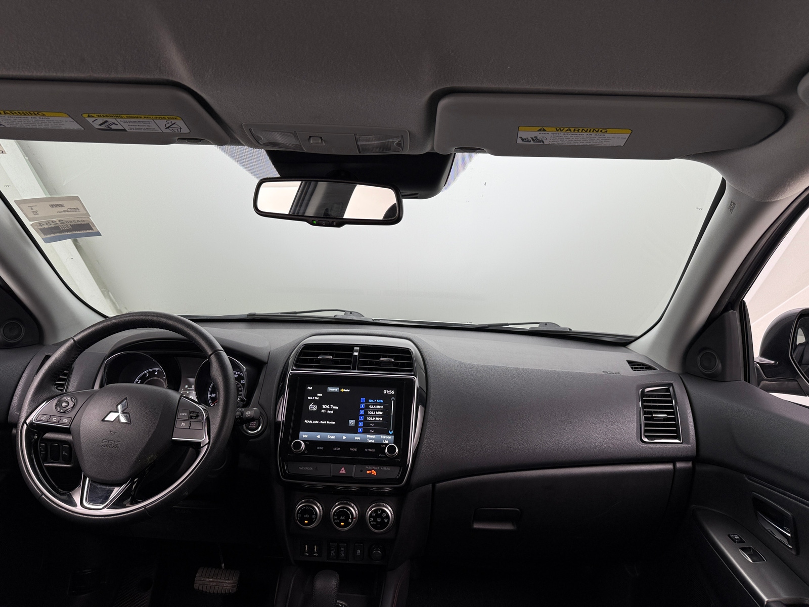 Thumbnail: 2023 Mitsubishi Outlander Sport - 2