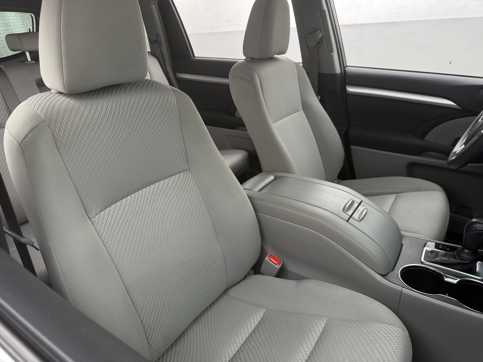 Thumbnail: 2019 Toyota Highlander - 2