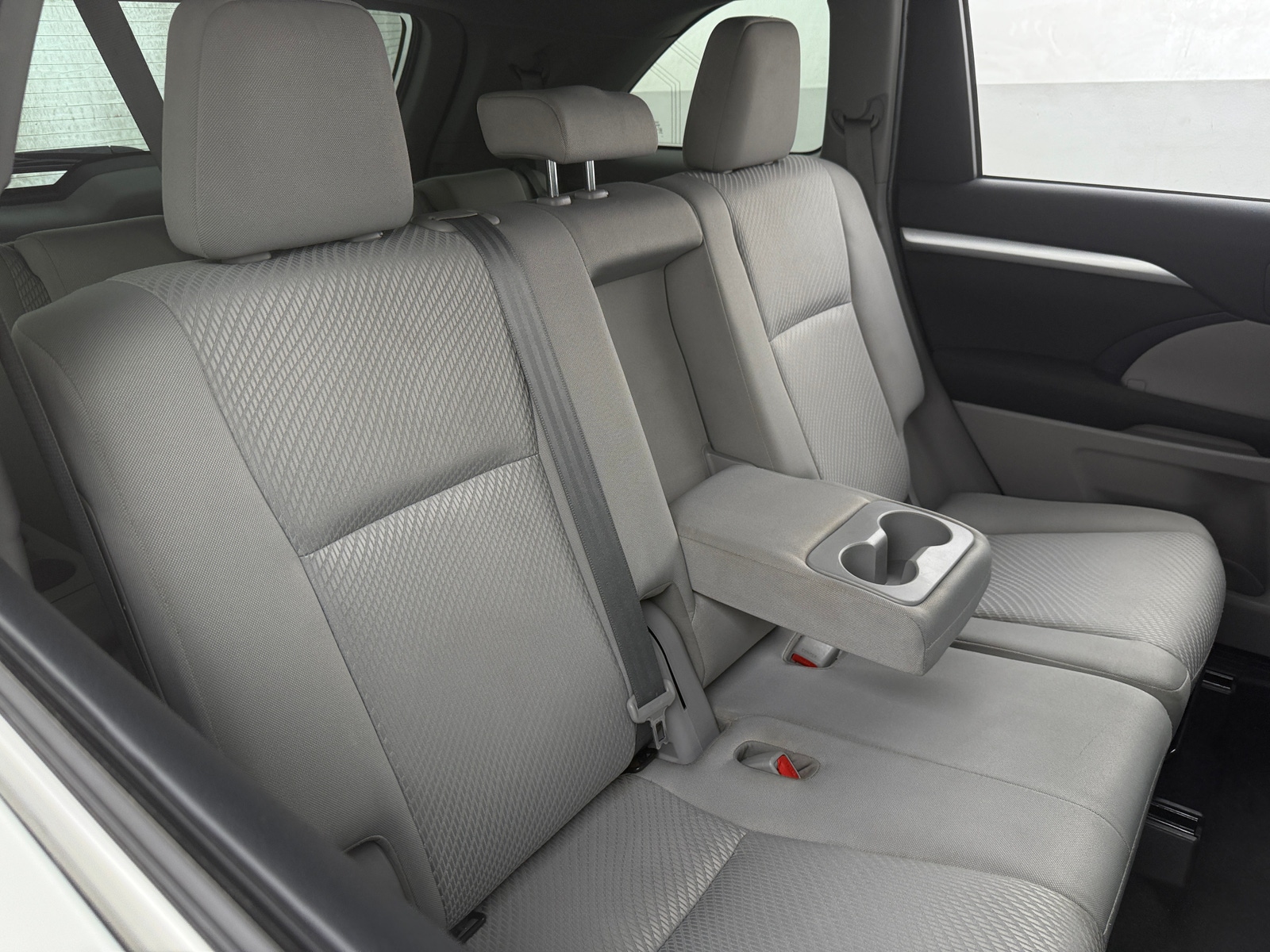 Thumbnail: 2019 Toyota Highlander - 6