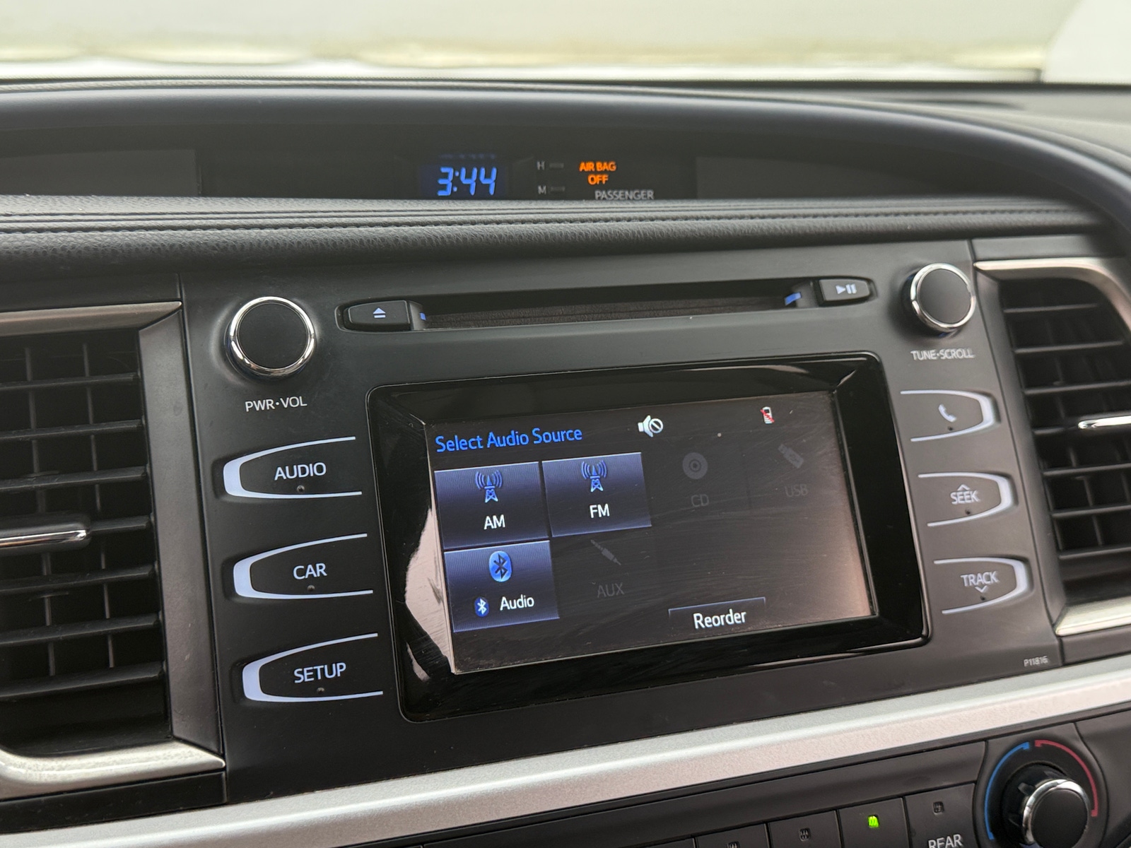 Thumbnail: 2019 Toyota Highlander - 4
