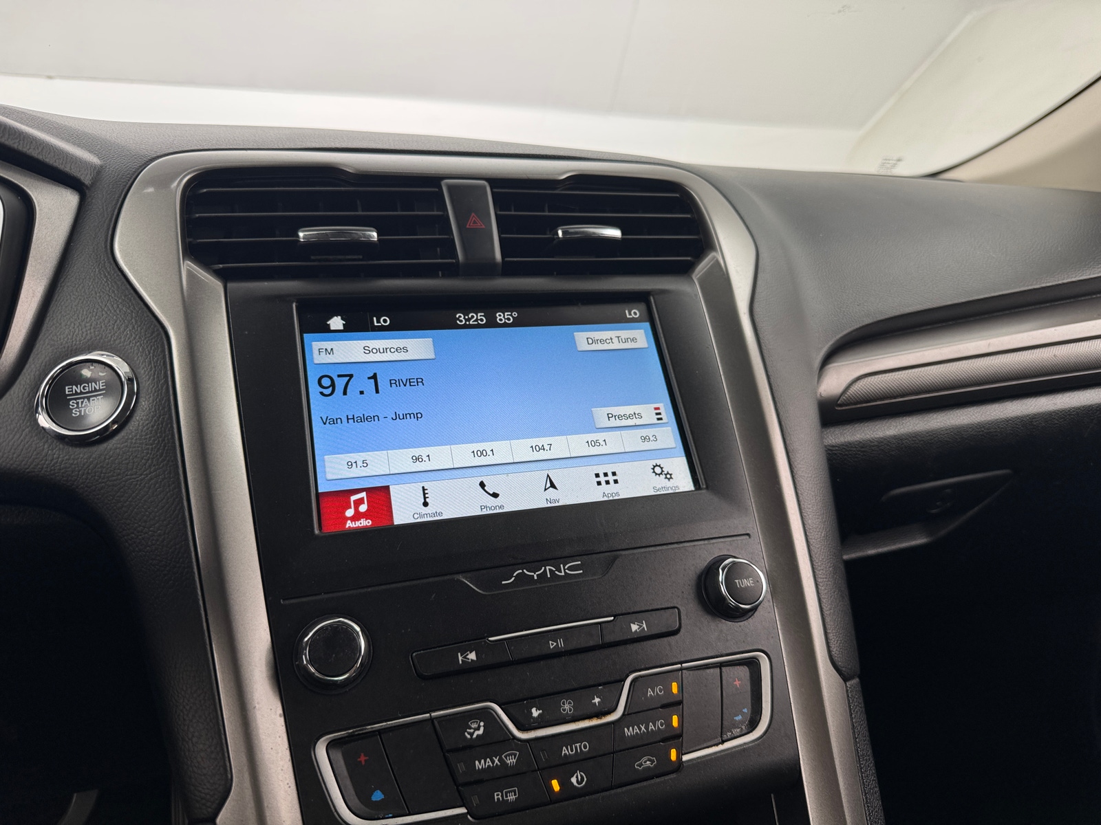 Thumbnail: 2019 Ford Fusion - 4