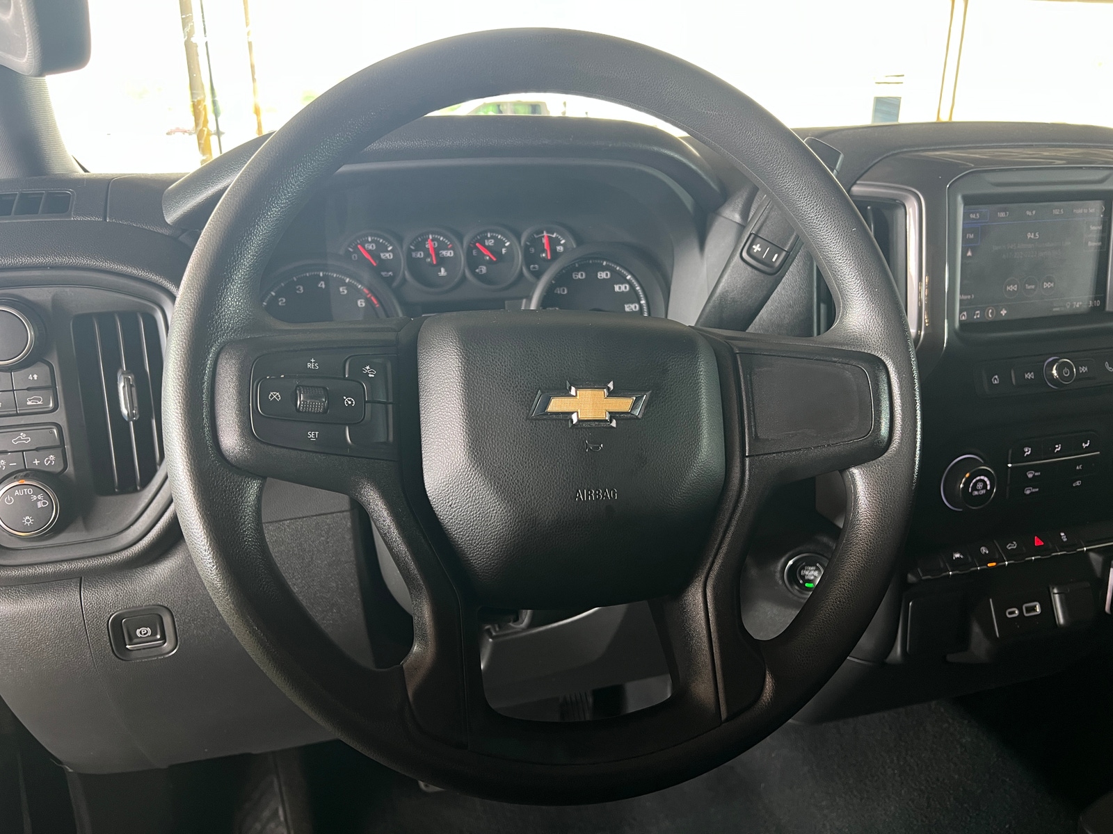Thumbnail: 2023 Chevrolet Silverado 1500 - 5