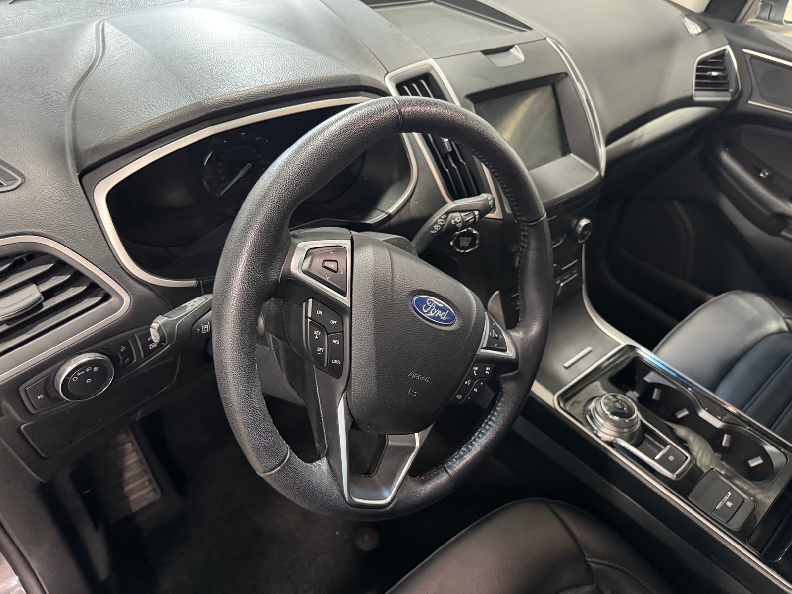 Thumbnail: 2020 Ford Edge - 2