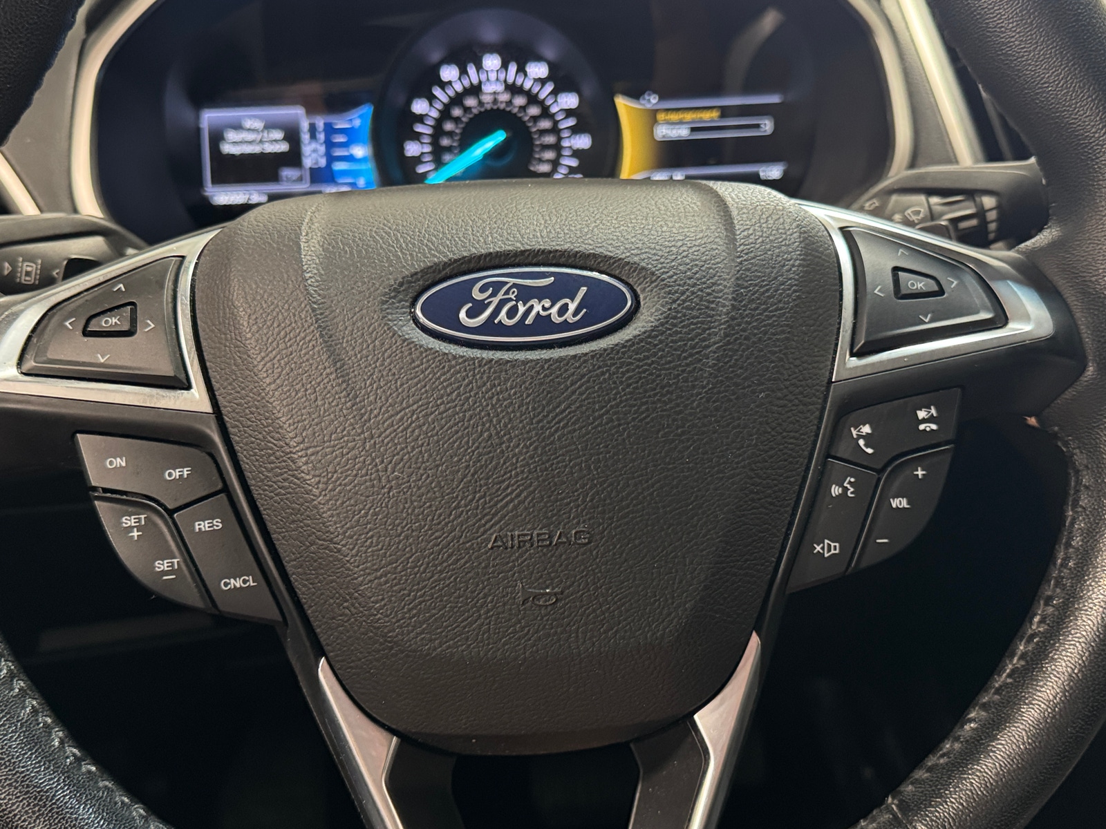 Thumbnail: 2020 Ford Edge - 4