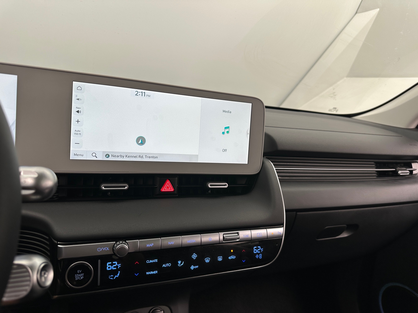 Thumbnail: 2023 Hyundai Ioniq 5 - 3