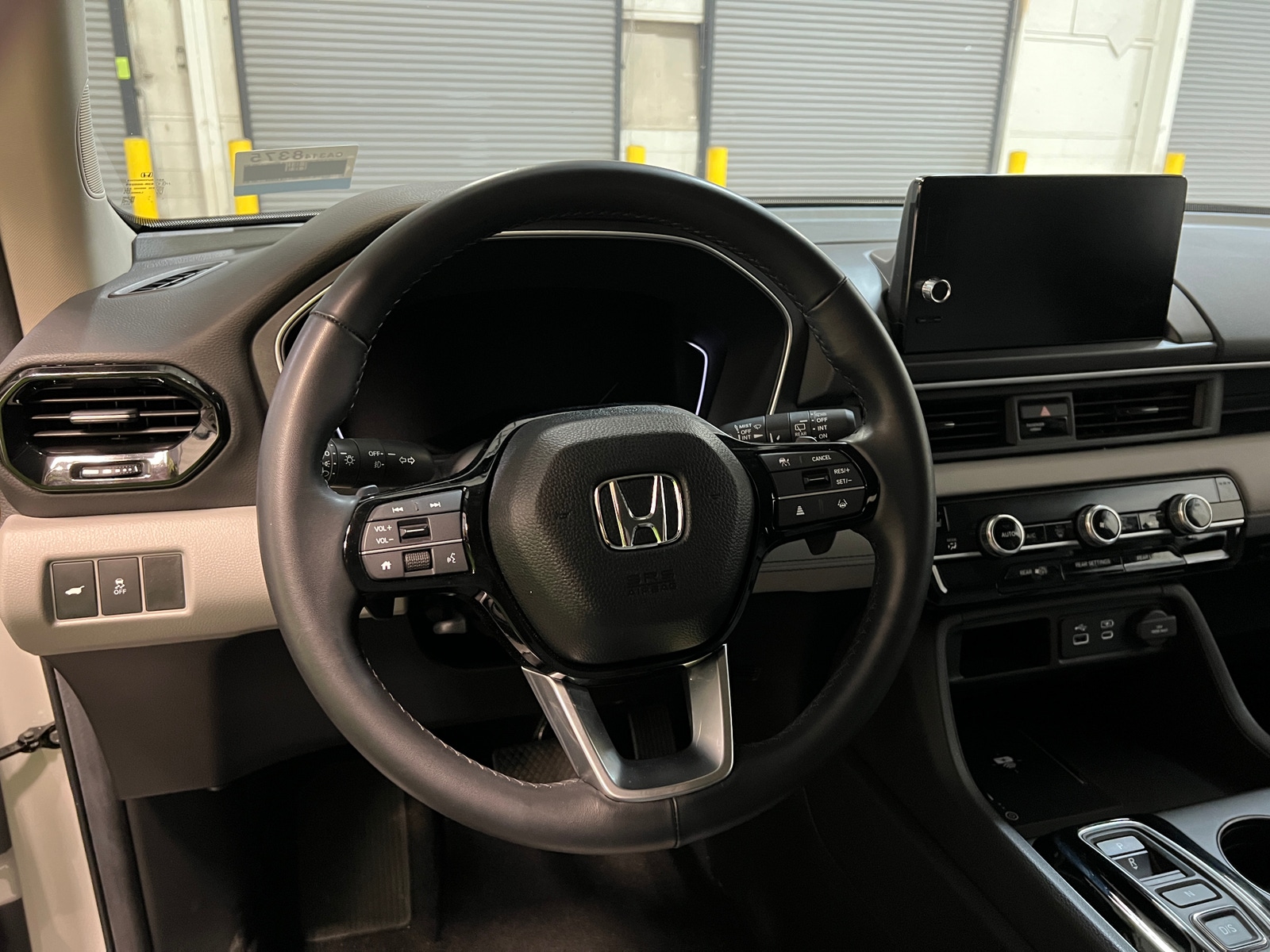 Thumbnail: 2025 Honda Pilot - 4
