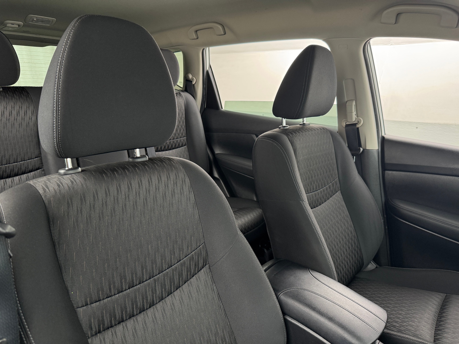 Thumbnail: 2019 Nissan Rogue - 2