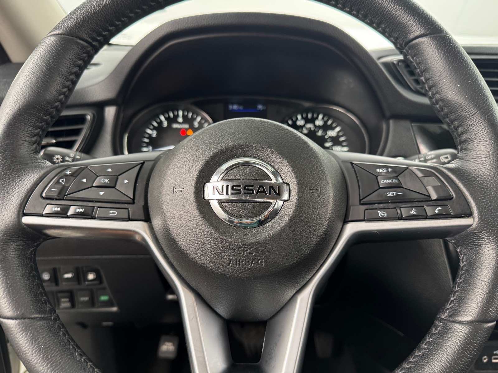 Thumbnail: 2019 Nissan Rogue - 5