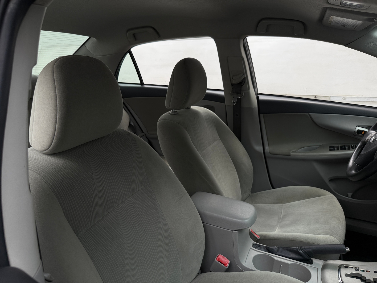 Thumbnail: 2013 Toyota Corolla - 2