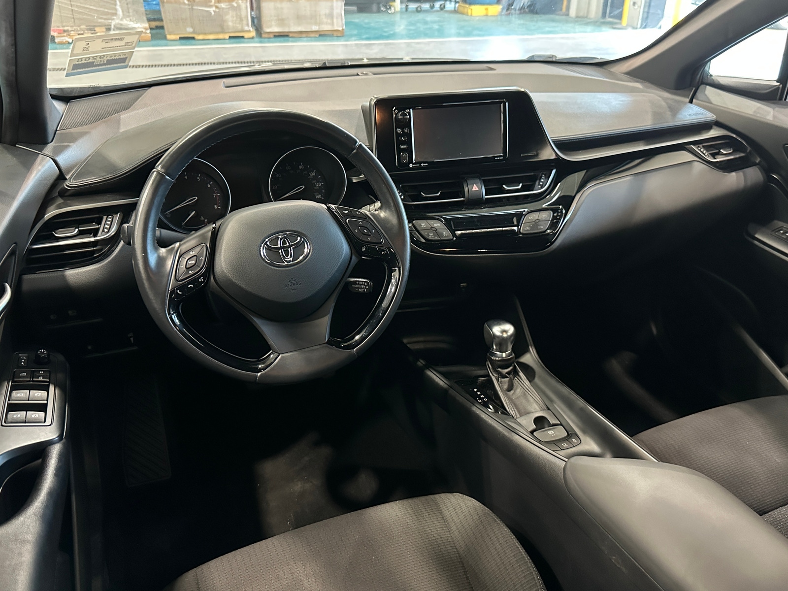 Thumbnail: 2018 Toyota C-HR - 3