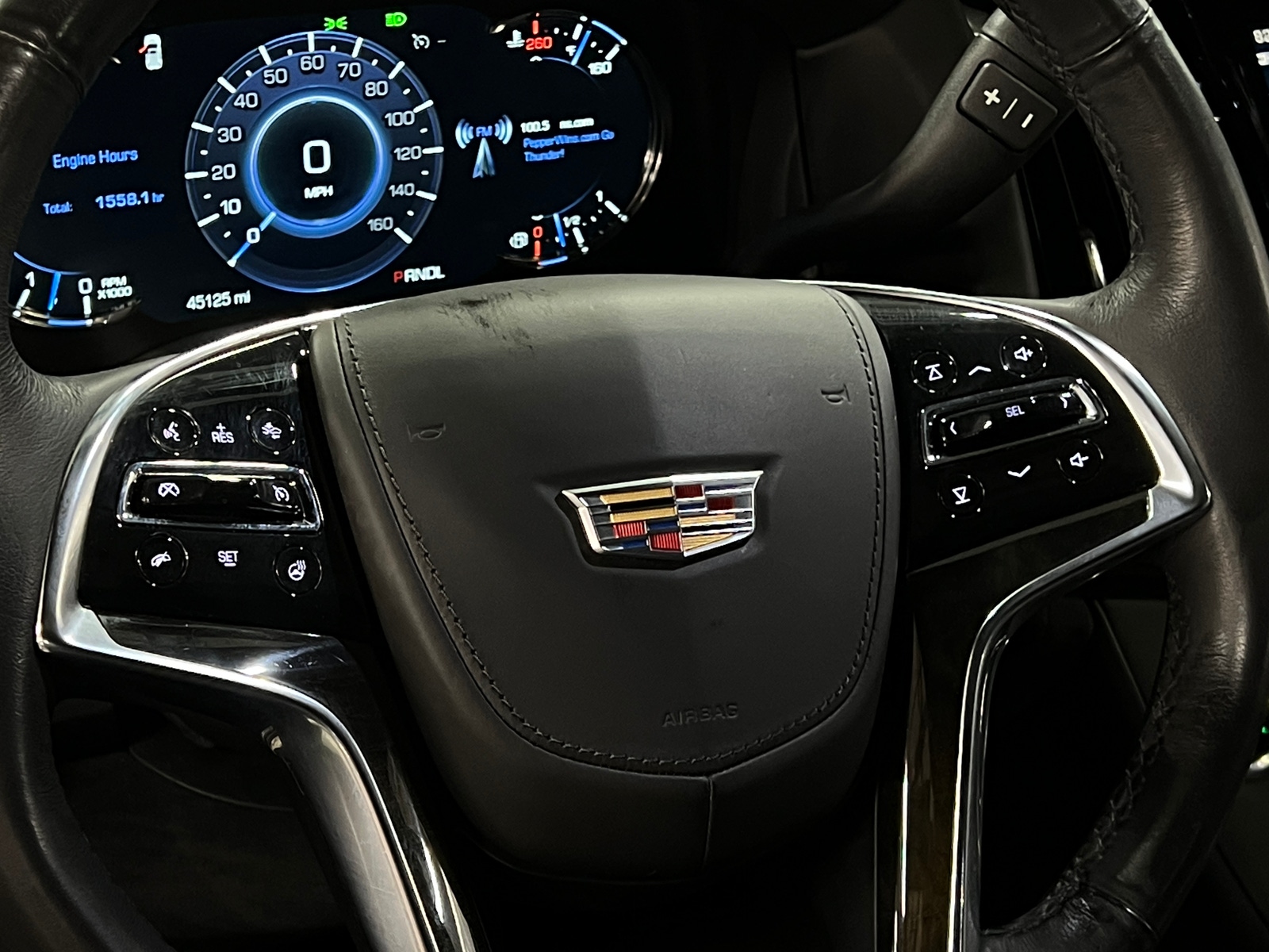 Thumbnail: 2020 Cadillac Escalade - 4