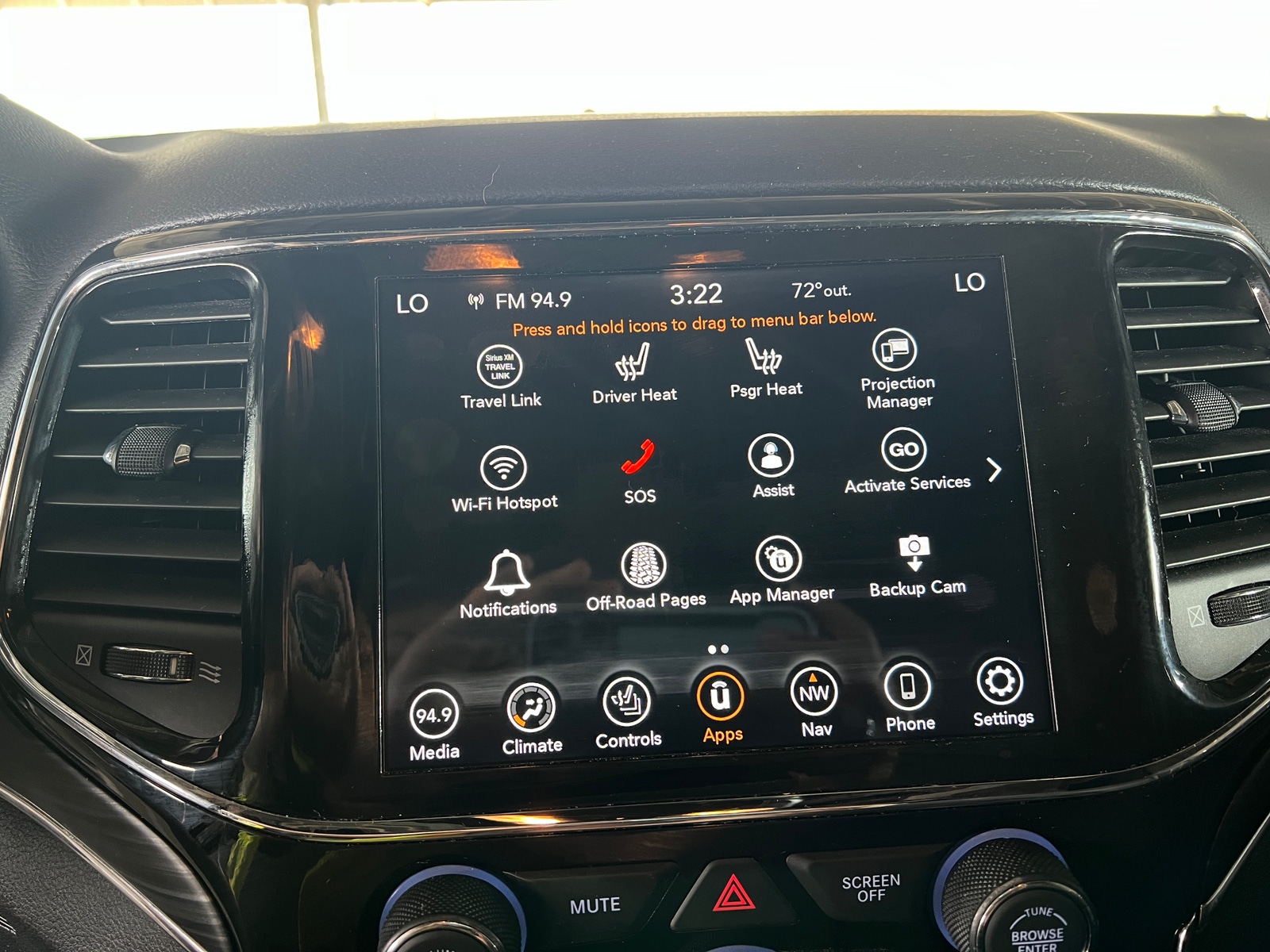 Thumbnail: 2022 Jeep Grand Cherokee - 3