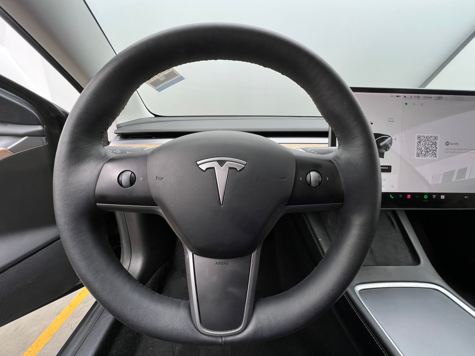 Thumbnail: 2021 Tesla Model 3 - 4